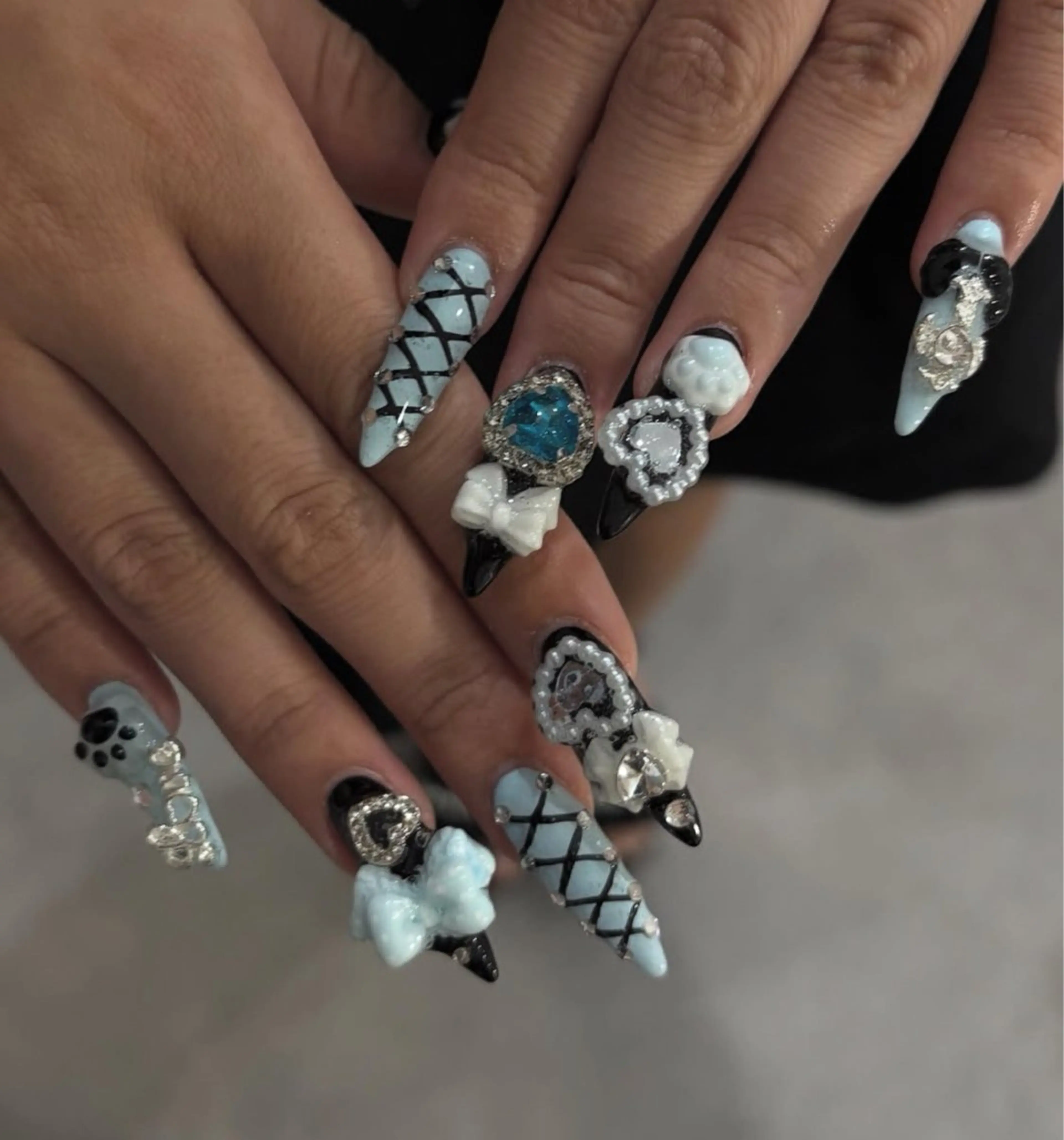 ネイル 韓国ネイル シンプルネイル ワンホンネイル ハンドネイル CoMo Nail Studio所属・CoMo Nailのネイルデザイン