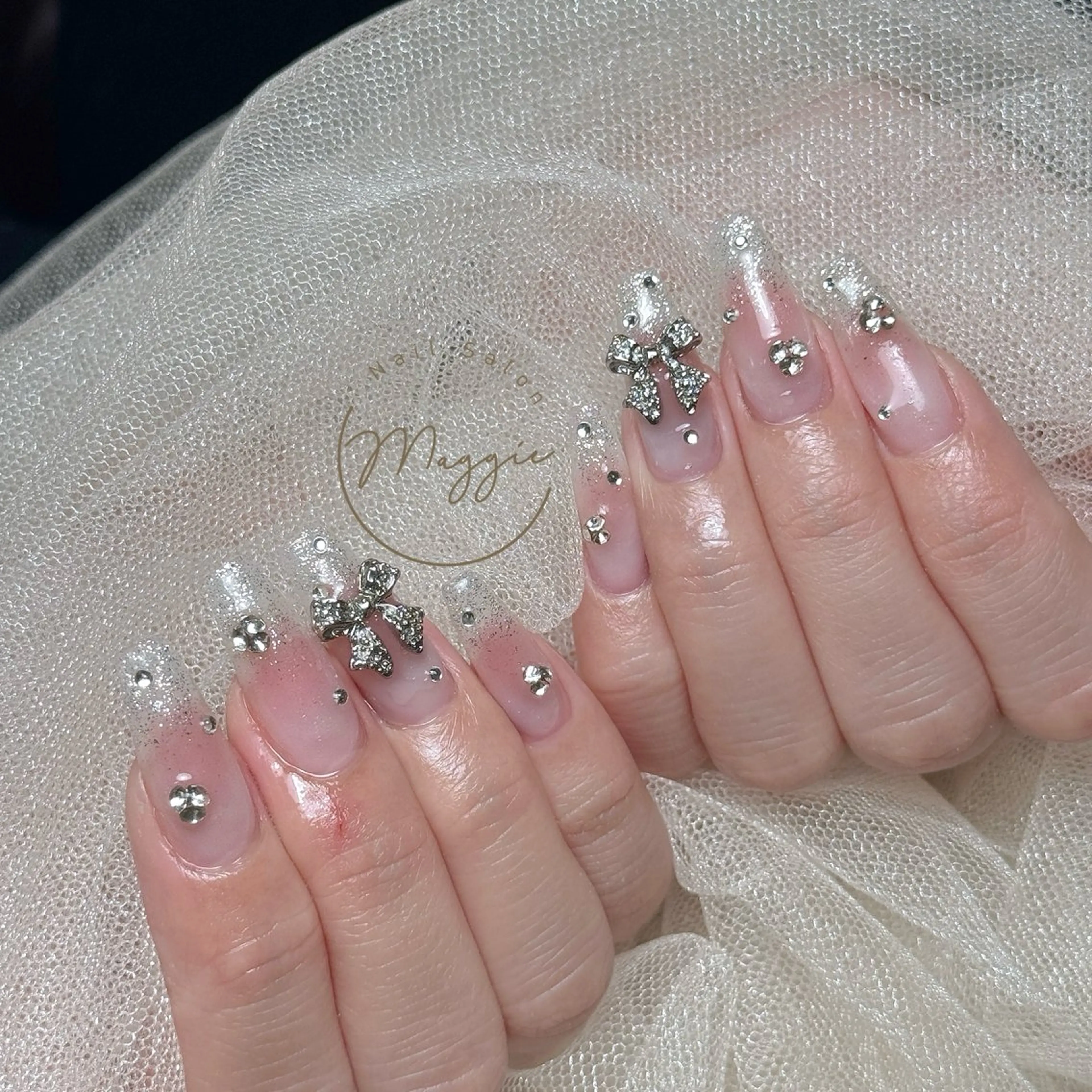 ネイル Maggie Nail🦩のネイルデザイン