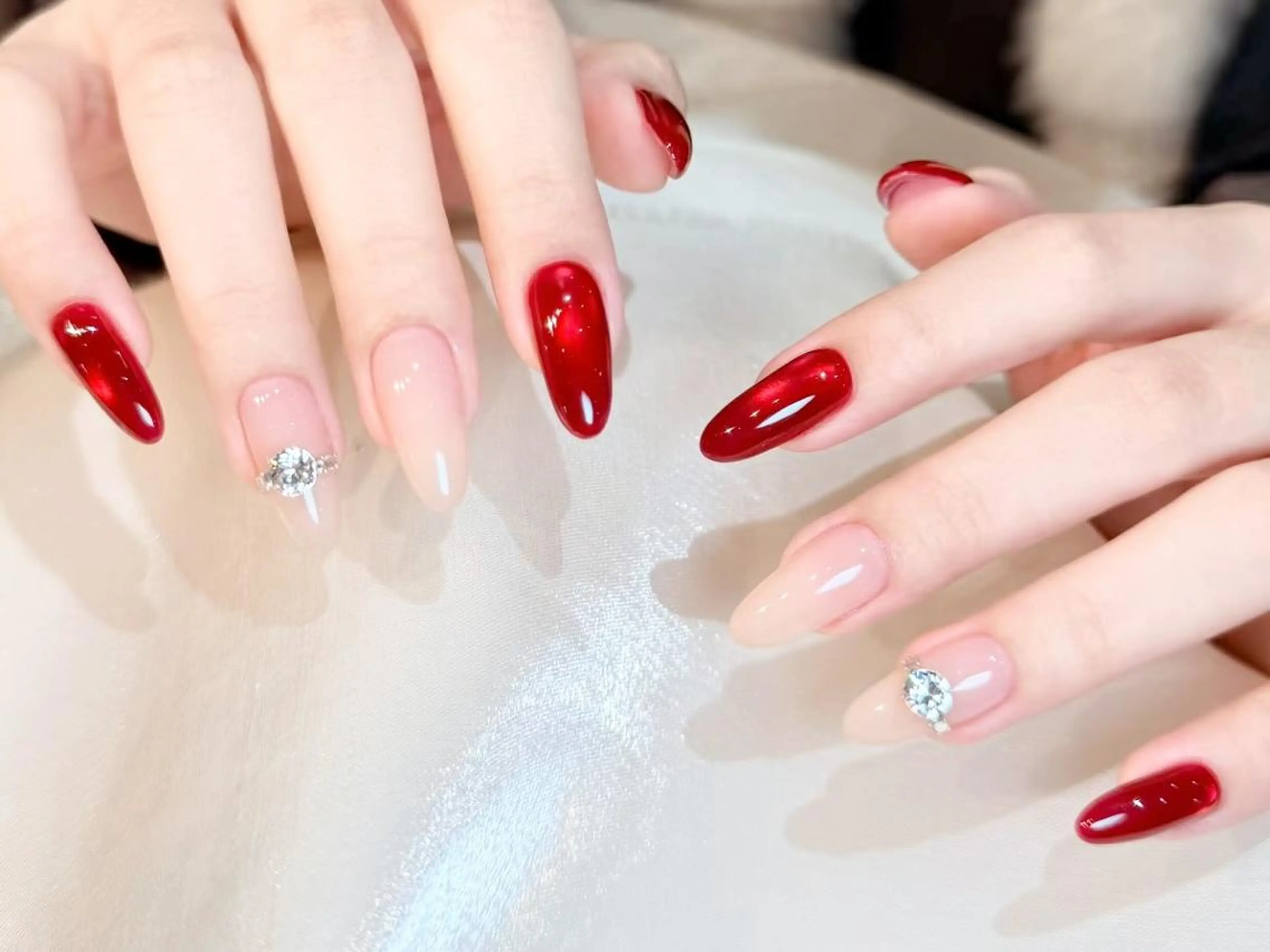 ネイル オーロラネイル チークネイル 長さ出し フットネイル フレンチネイル ハンドネイル ハンドケア Zz nail salonのネイルデザイン