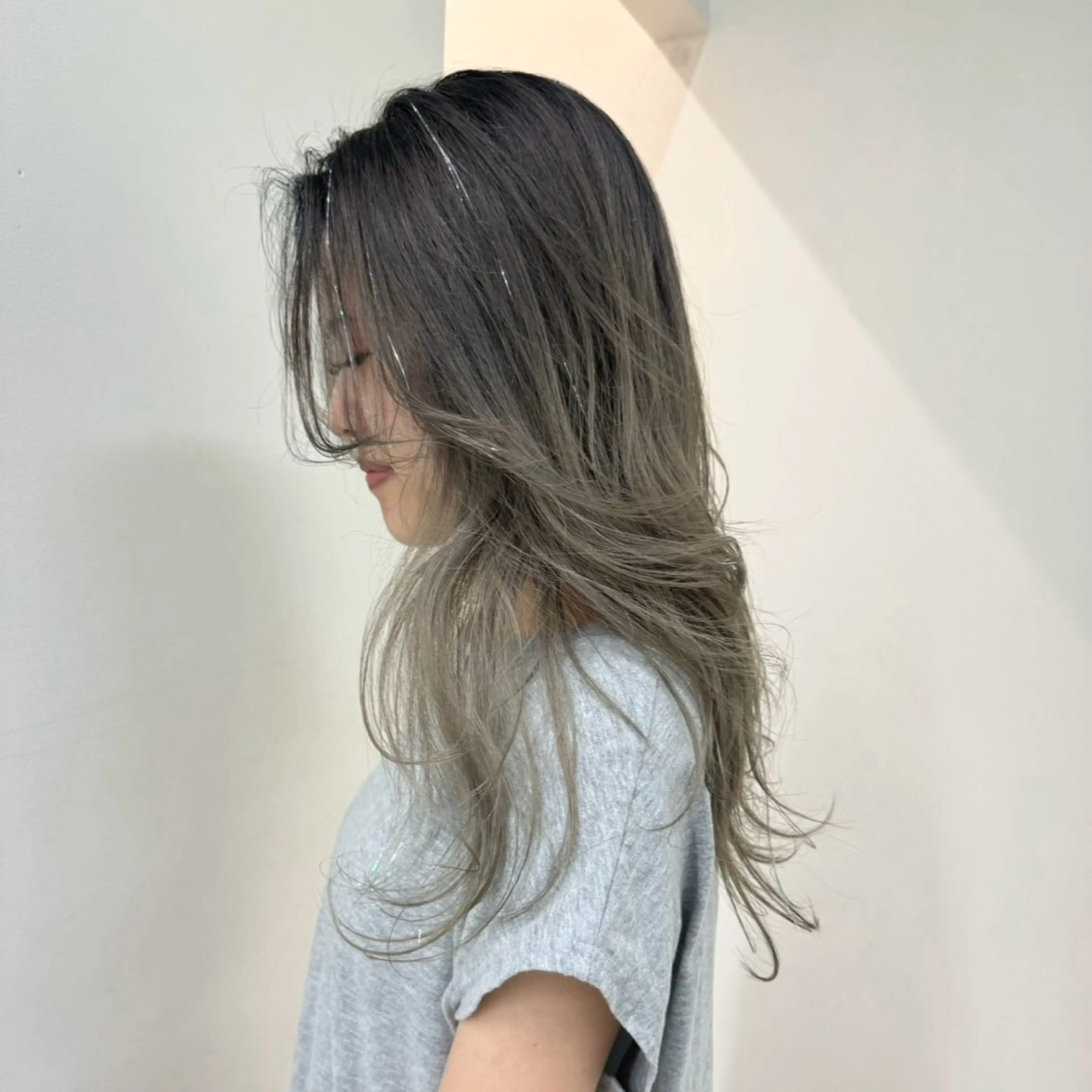 ロング カラー カット ヘアカラー トリートメント GO TODAY シェアサロン Flos店所属・耳つぼジュエリー 👂🏻🌸ayaのエステ・リラクイメージ