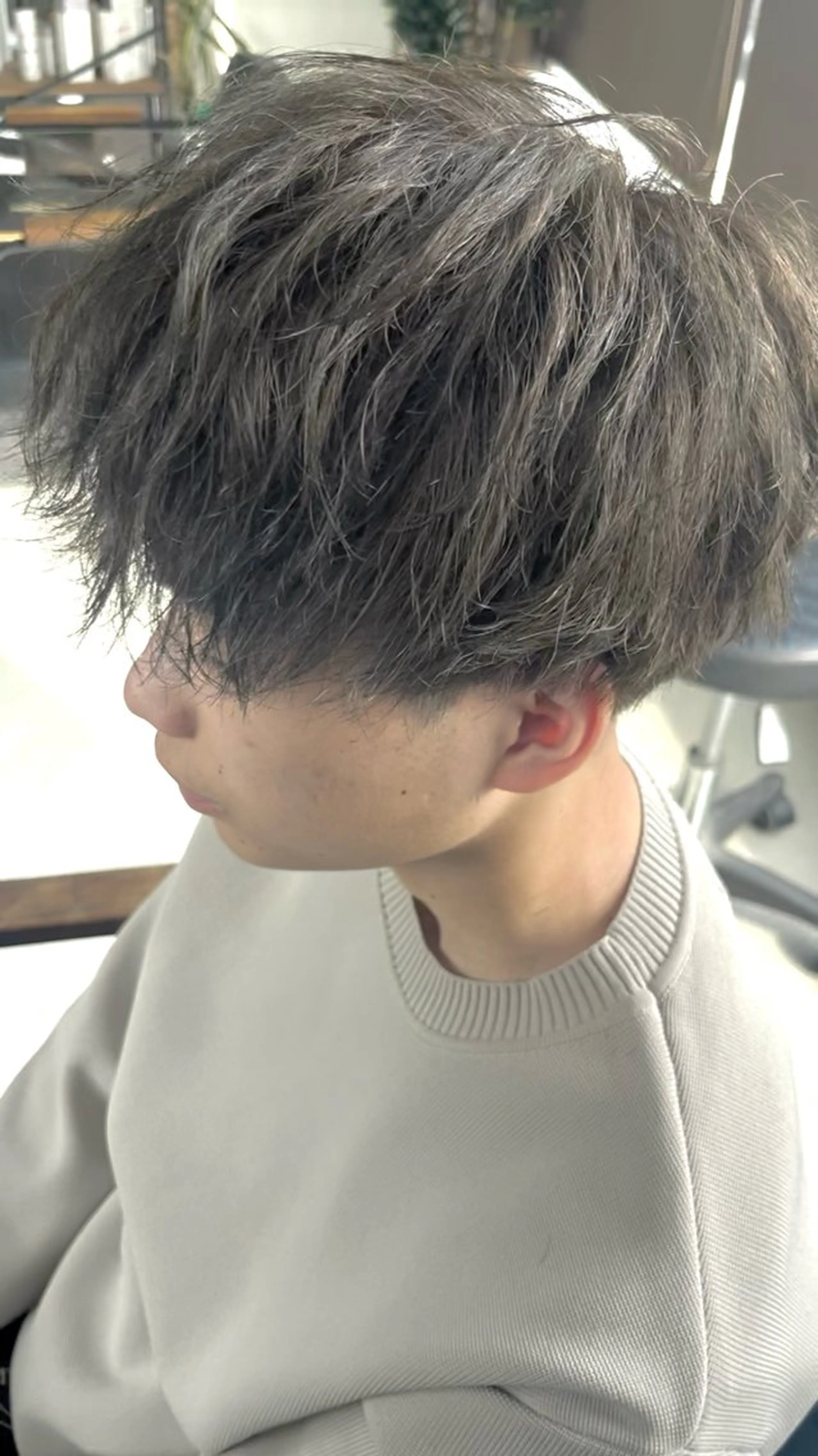 【🎊ミニモ限定✨】 【メンズ💇🏻】カット＋透明感カラー＋特殊ケア剤の写真