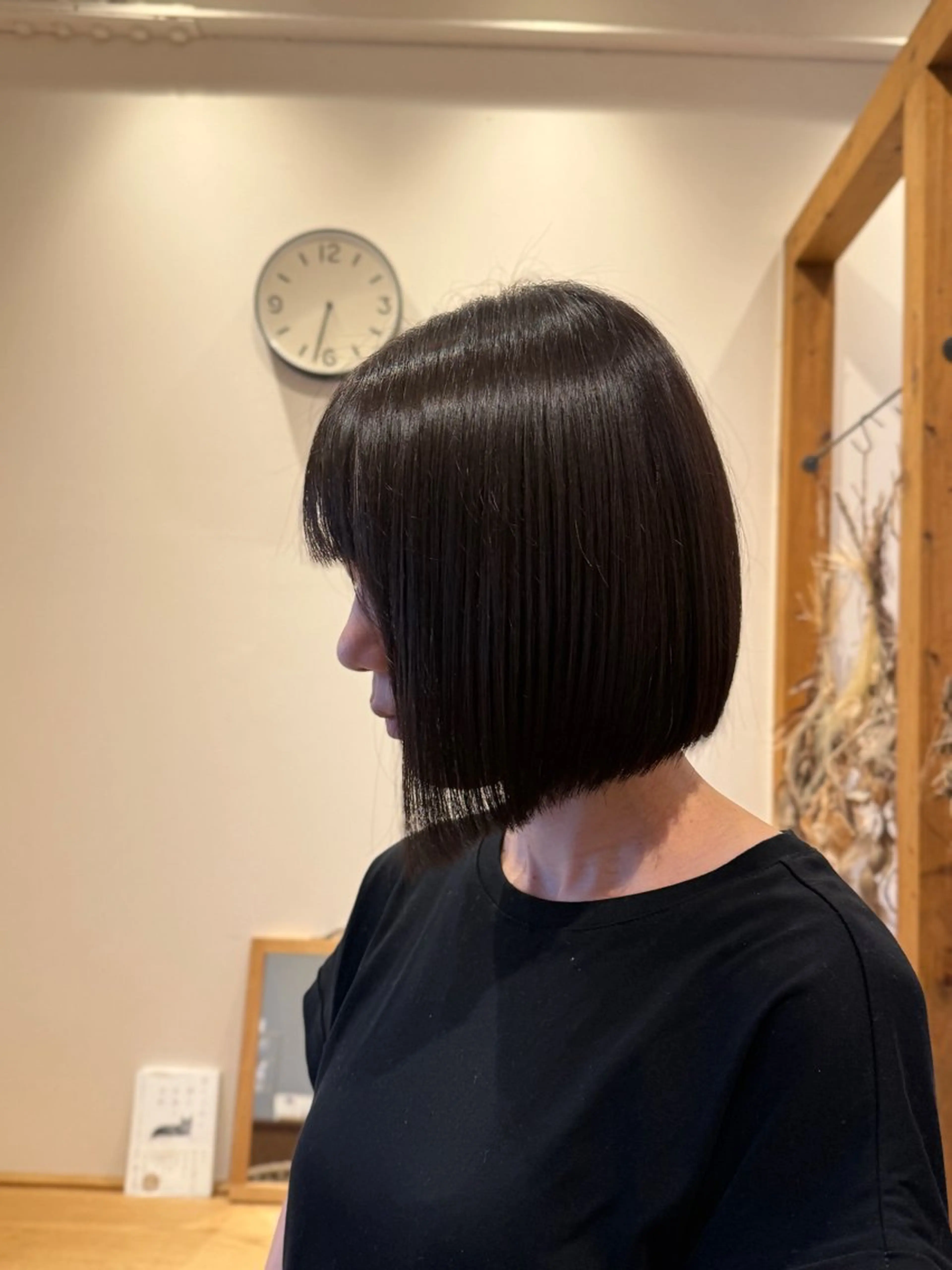 ミディアム カラー カット ヘアカラー ‎🤍江坂 ハヤシアヤナ‎🤍のヘアスタイル