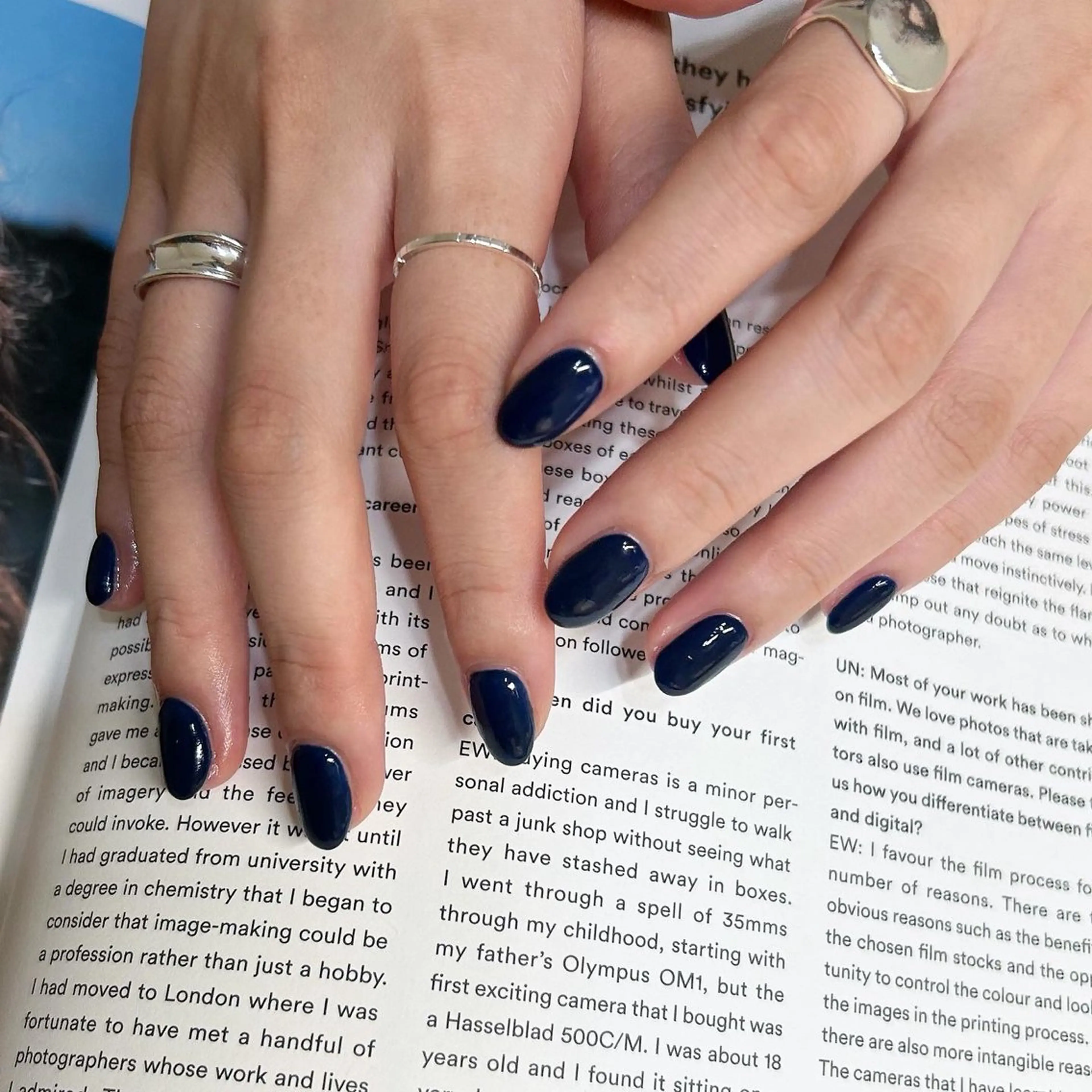 ネイル ブルー フットネイル ジェルネイル キラキラネイル 韓国ネイル RooM -produce by maynail-所属・RooM -mizuki-のネイルデザイン