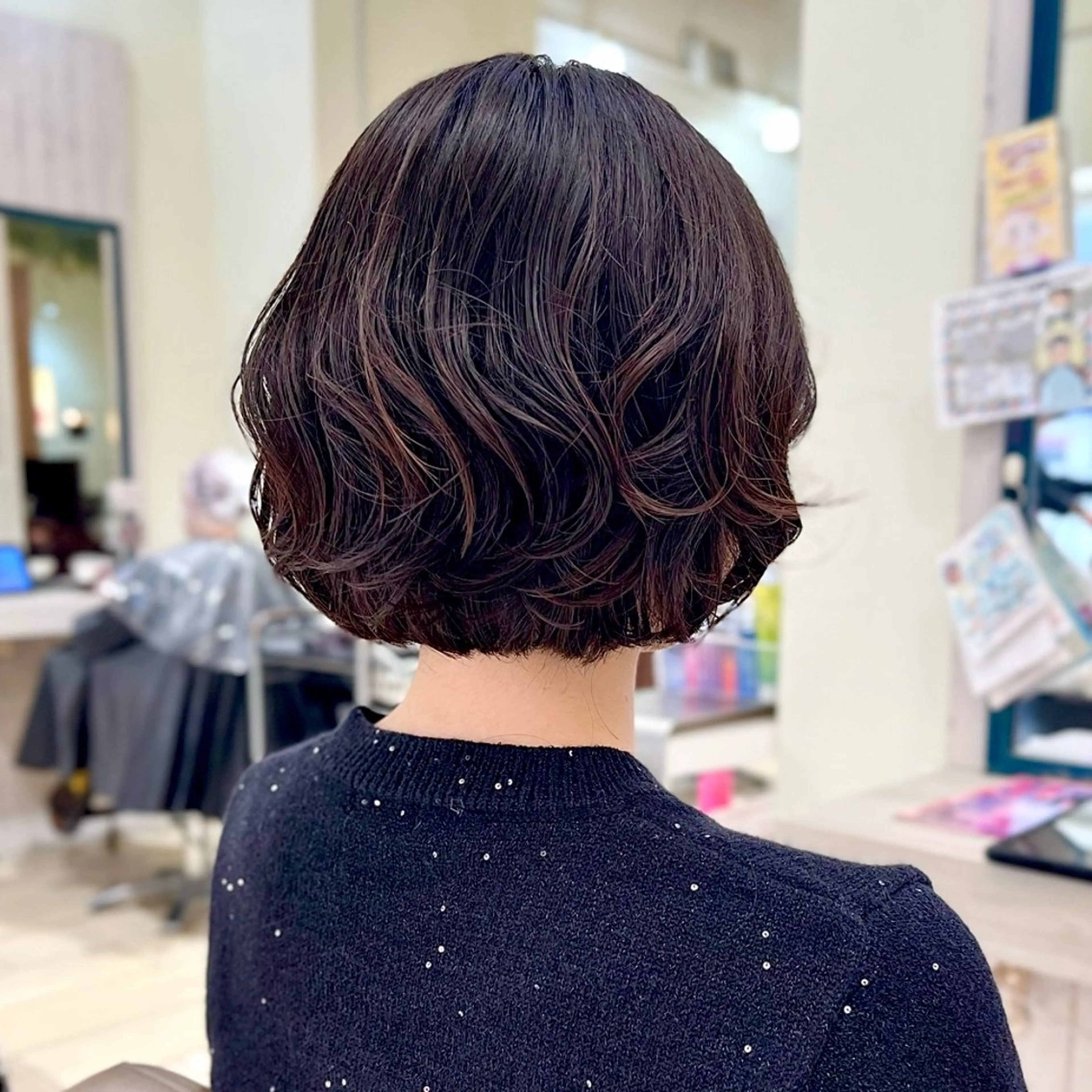 パーマ オオソネ マリアのヘアスタイル