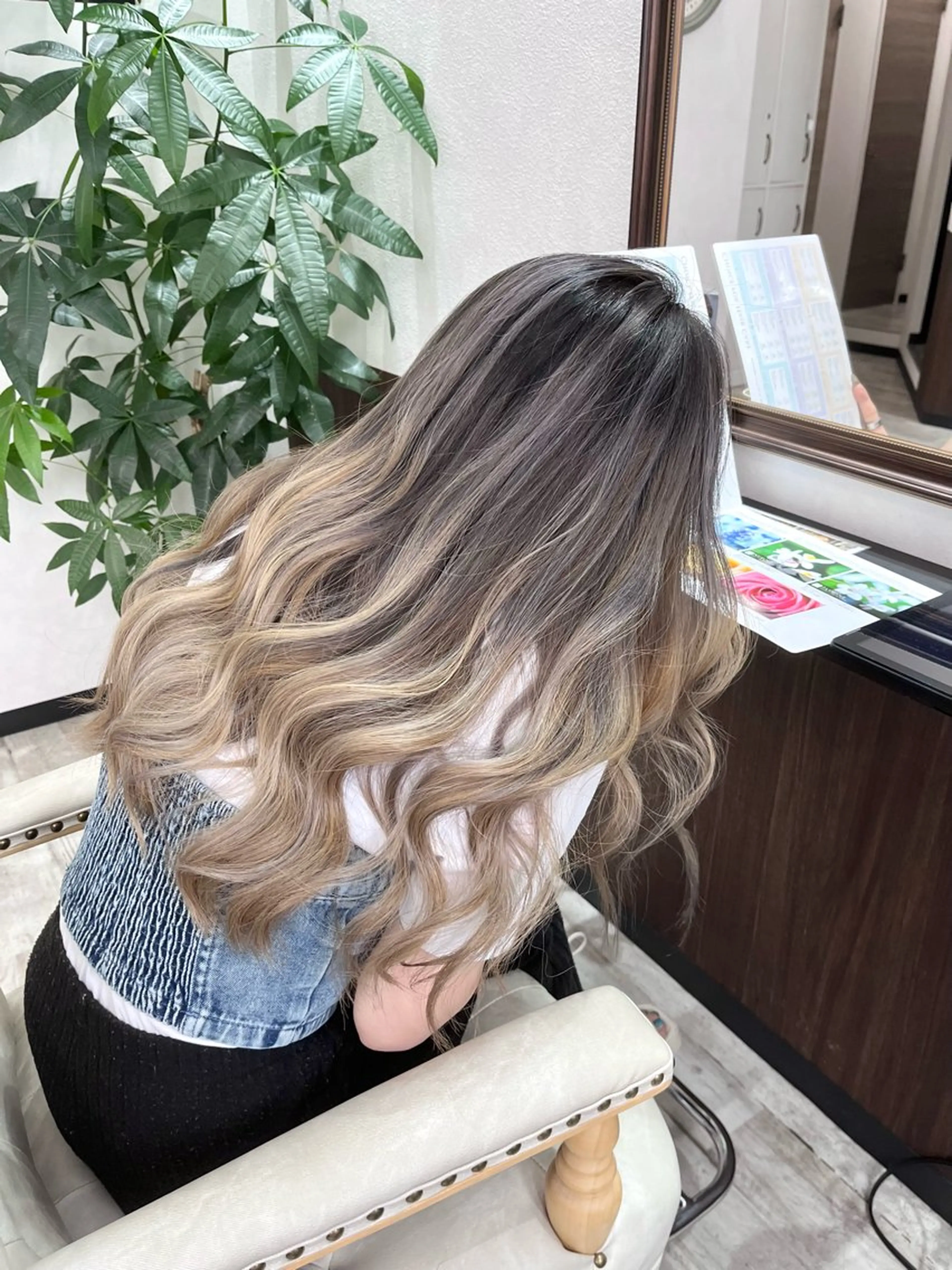 ロング カラー ヘアアレンジ Belle hair Design青野大貴のヘアスタイル