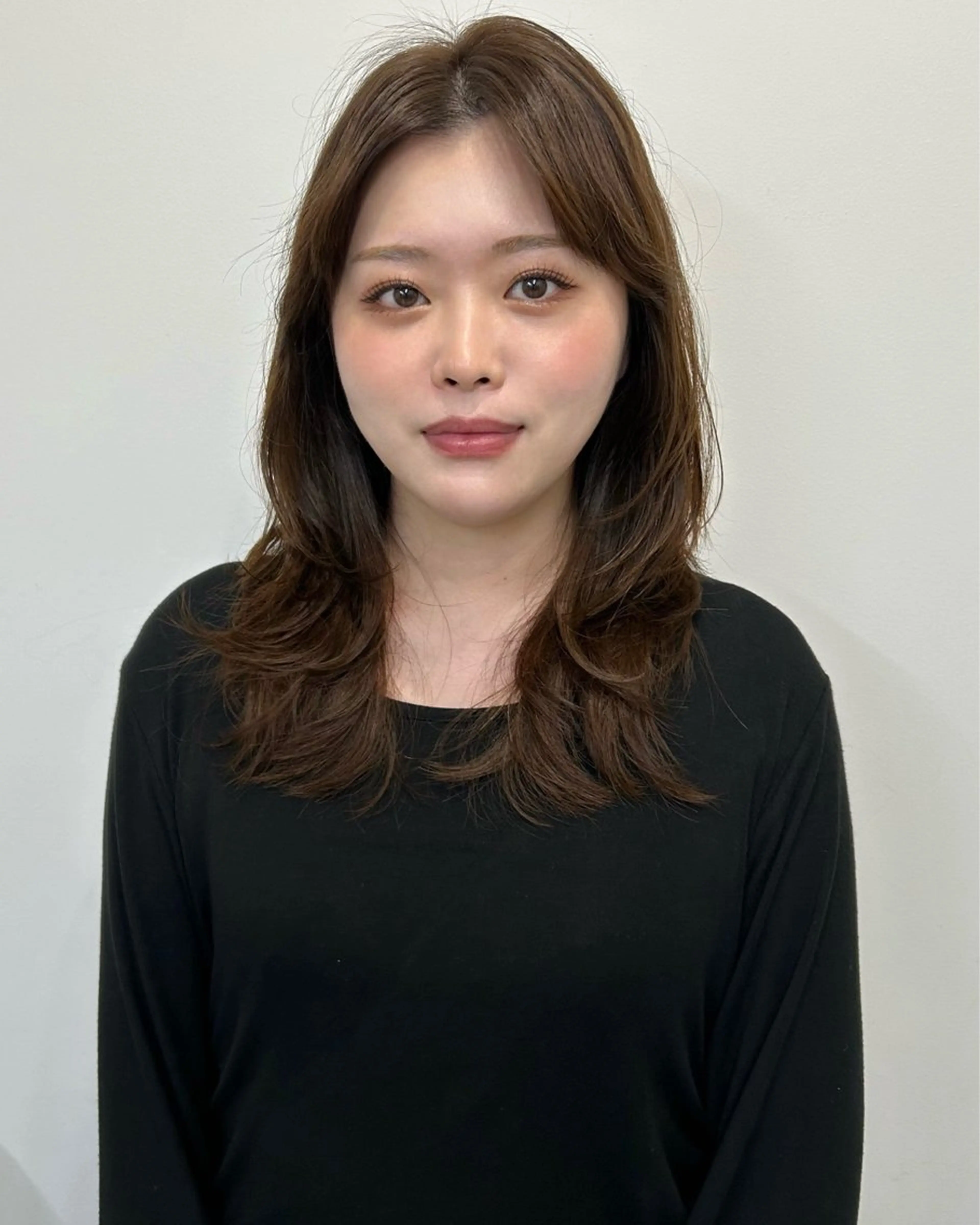 ミディアム ボブ 顔まわりレイヤー 韓国風ヘア レイヤーカット 似合わせカット カット ヘアカラー トリートメント sunc所属・梅田l大人韓国ヘア レイヤー×艶カラーのヘアスタイル