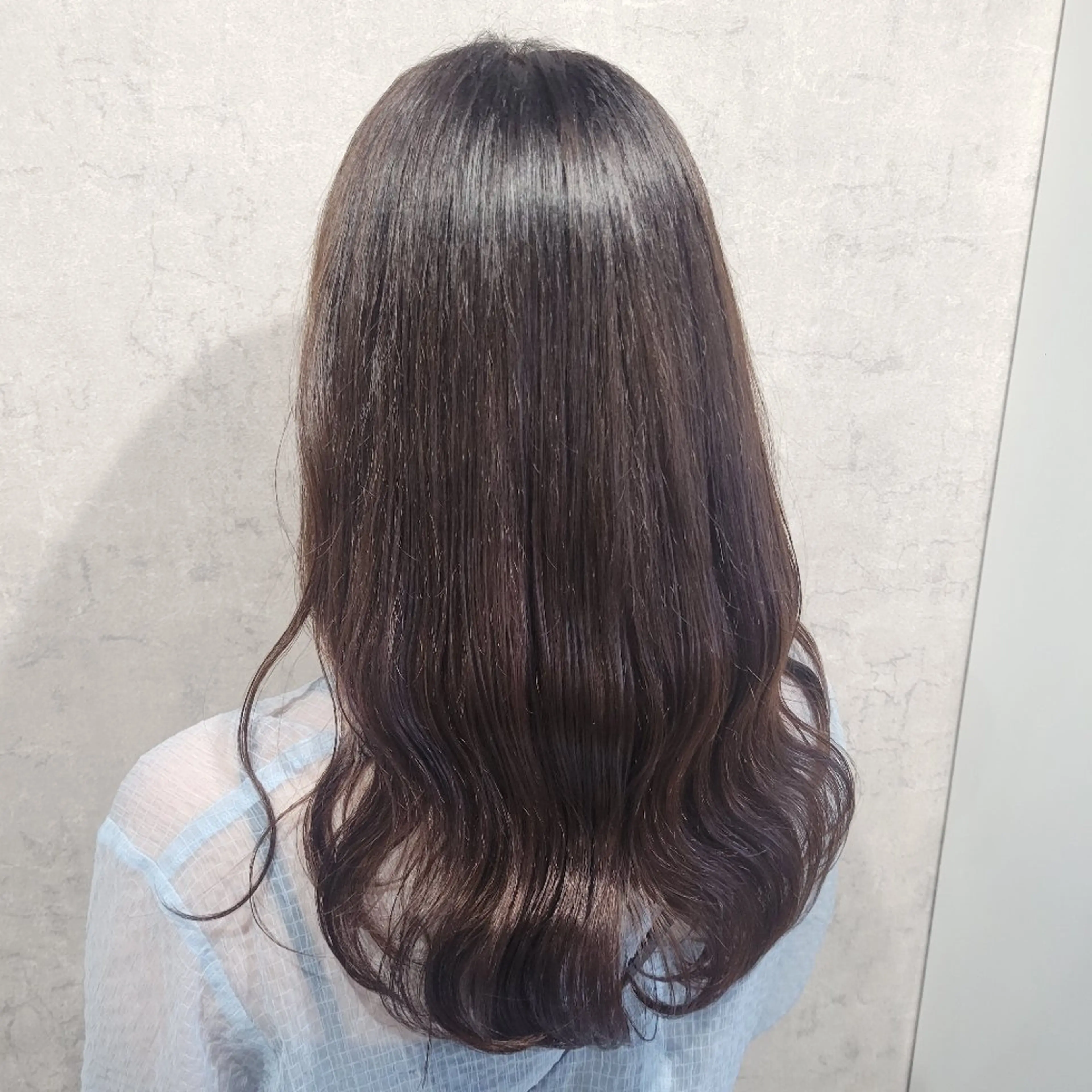 セミロング カラー 透明感カラー 髪質改善 大辻健太(オオツジ ケンタ)/髪質改善のヘアスタイル