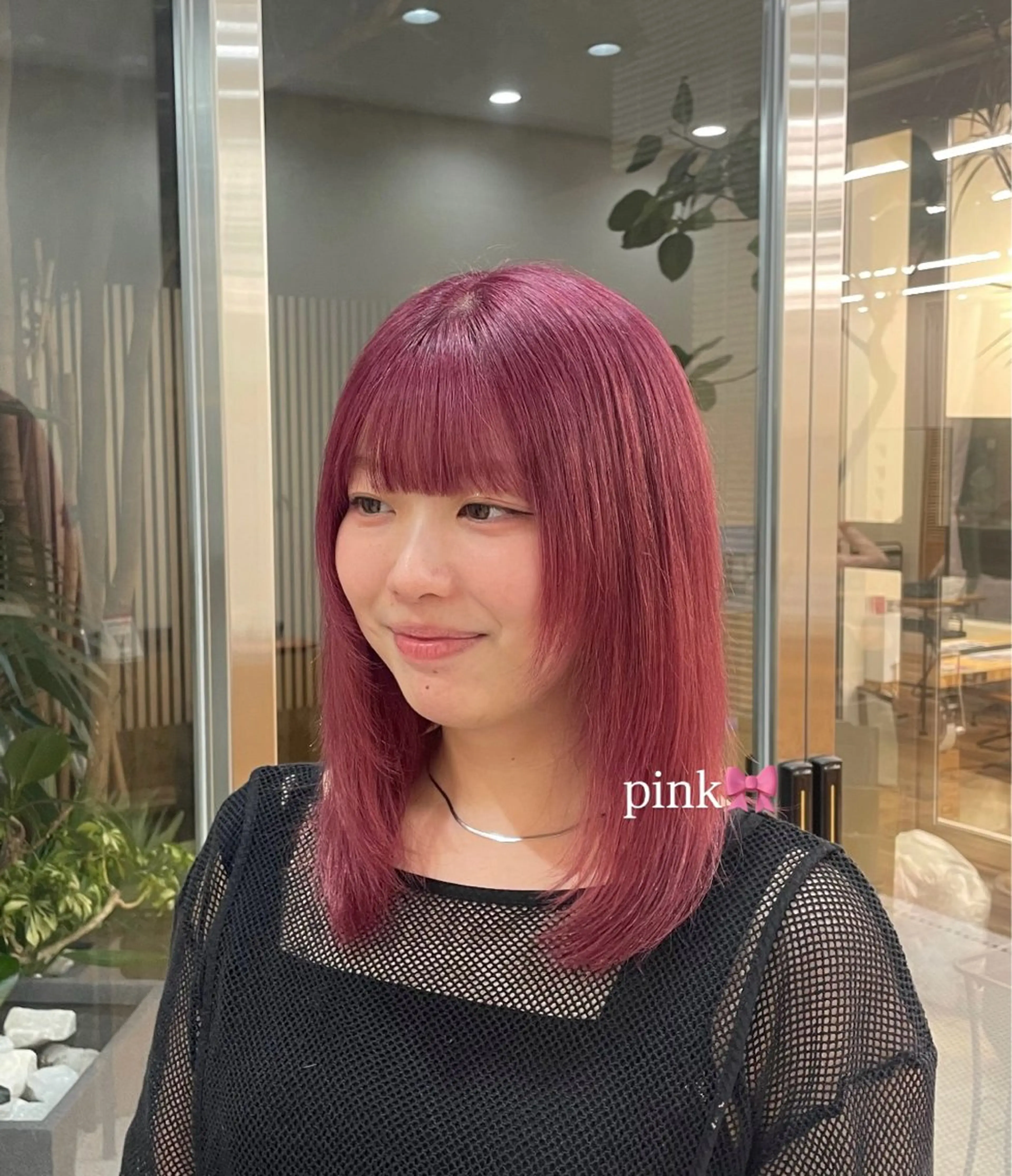 ミディアム ブリーチカラー/ 細川はるかのヘアスタイル