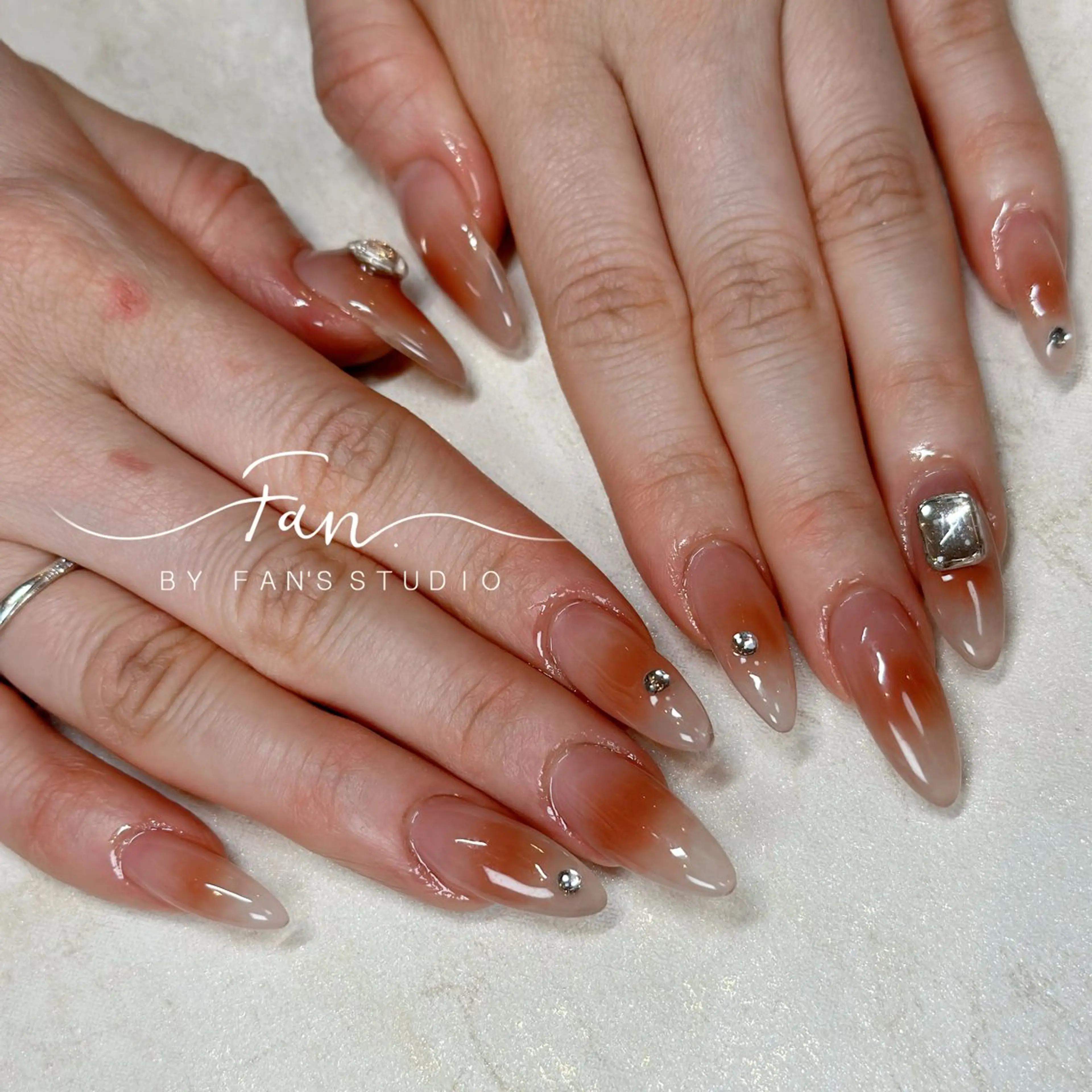 ネイル ハンドネイル ハンドケア 🌻FAN'S STUDIO池袋🌻のネイルデザイン