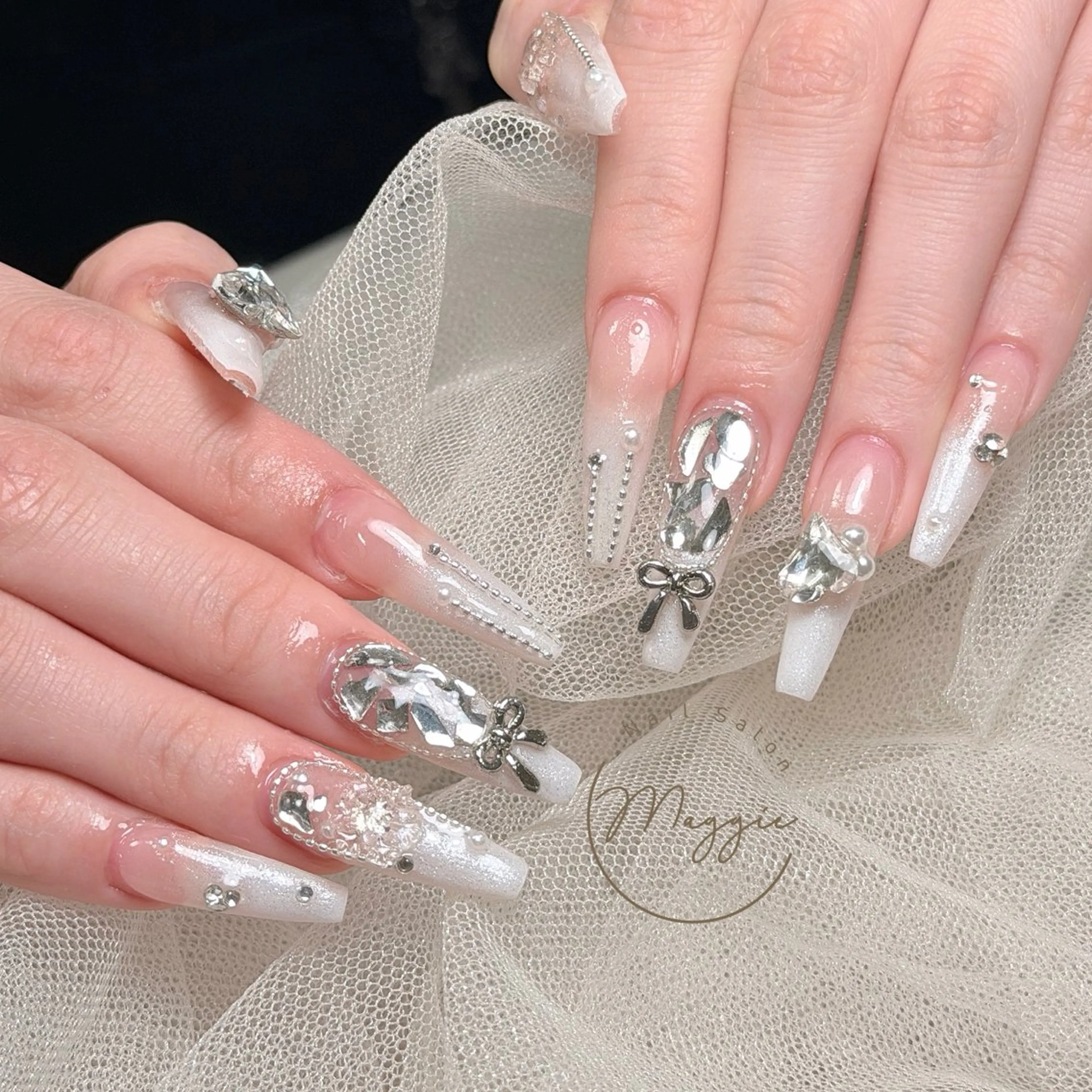 ネイル Maggie Nail🦩のネイルデザイン