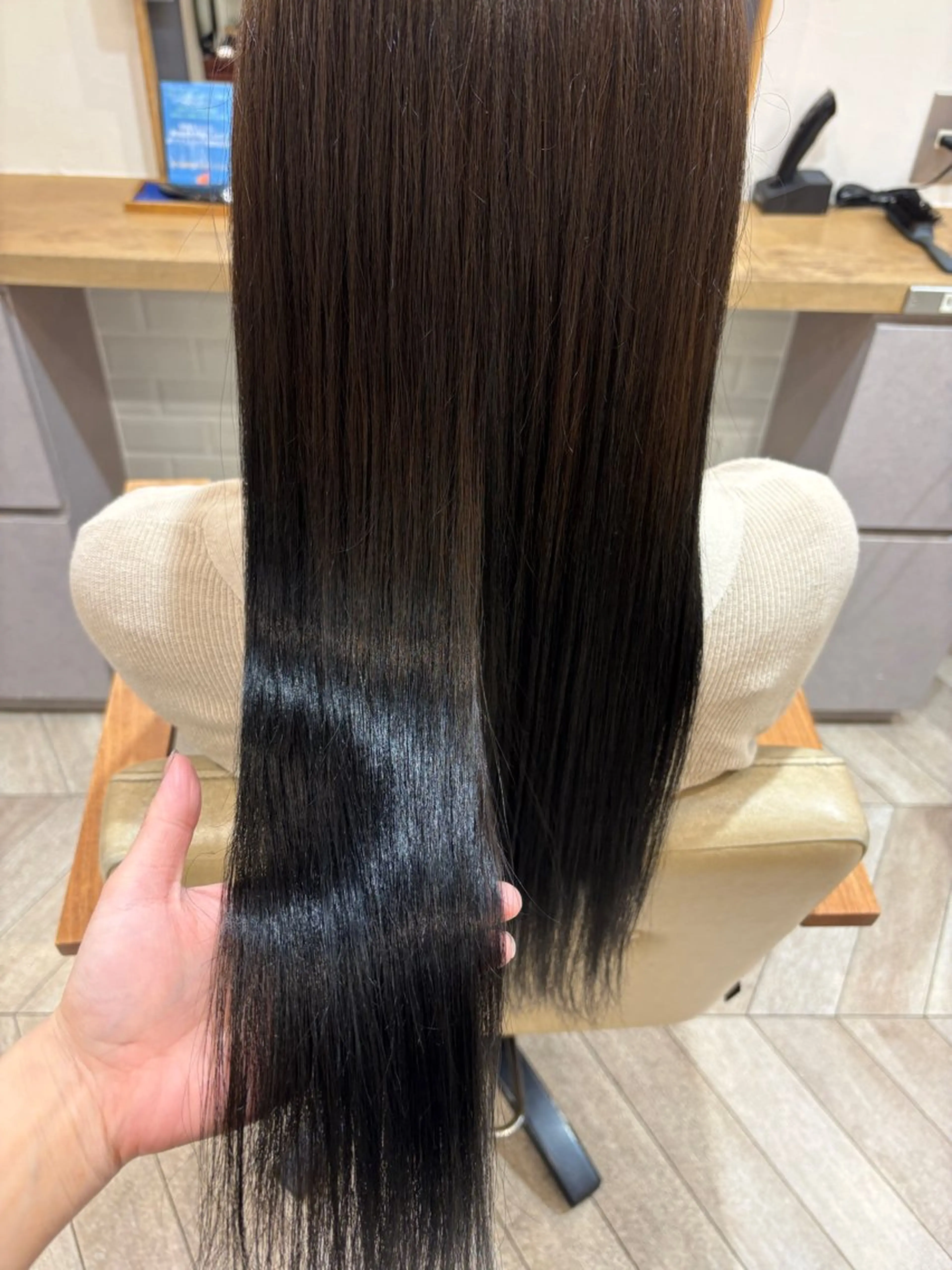 ロング カラー ヘアカラー 川崎 唯華のヘアスタイル