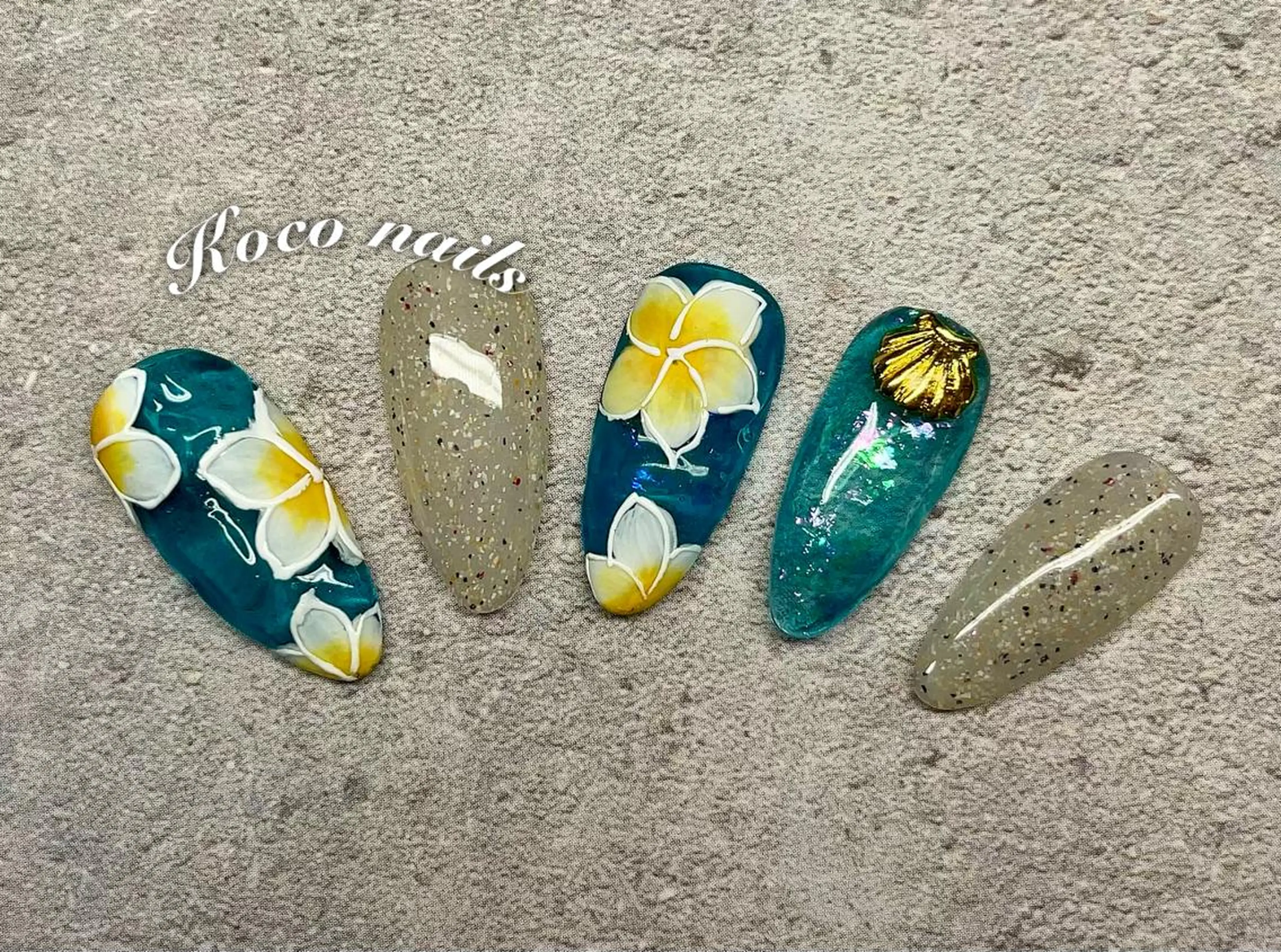 ネイル M.N_ nailのネイルデザイン