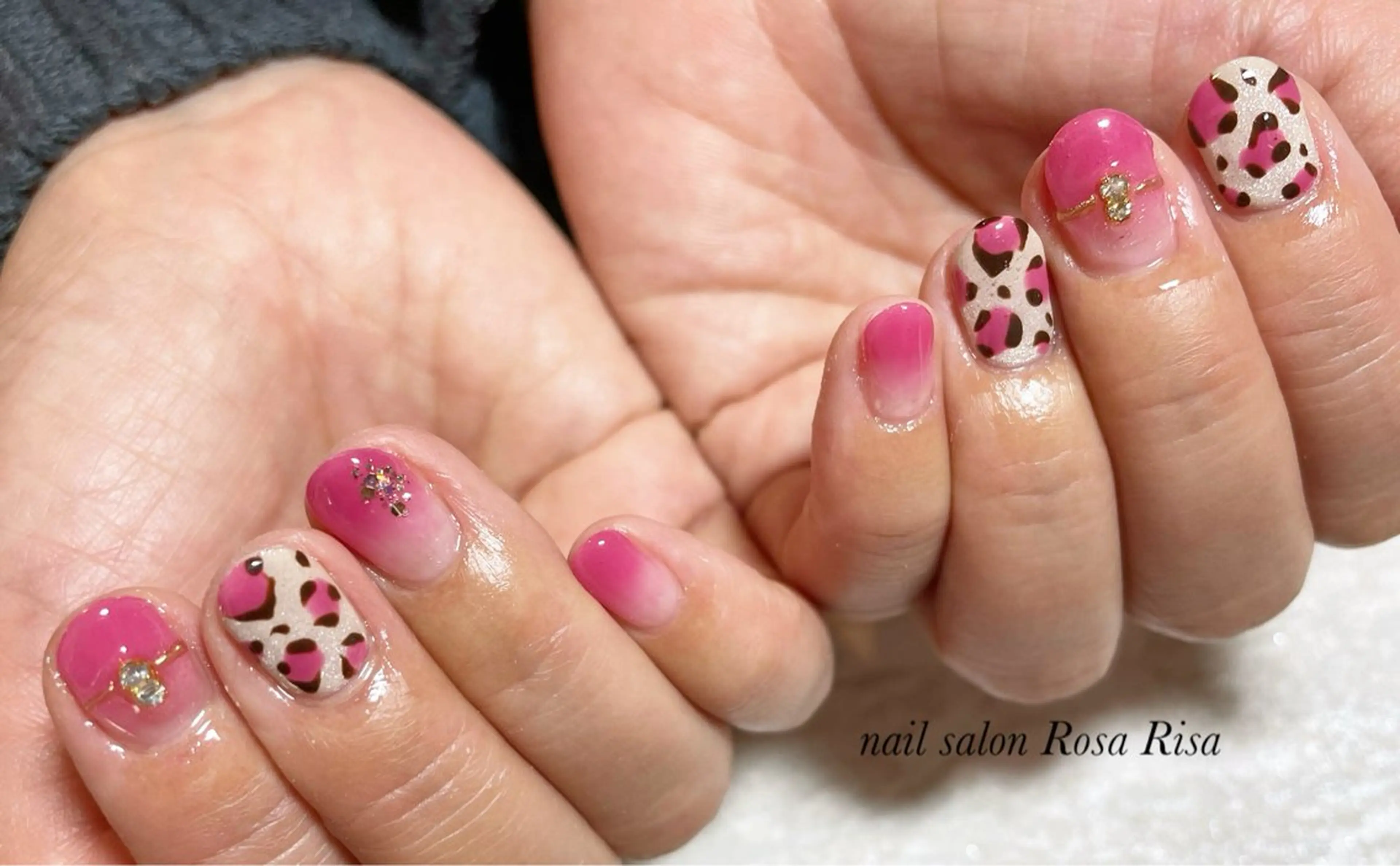 ネイル ハンドネイル ネイルスタジオ シェイクユアハンズのネイルデザイン