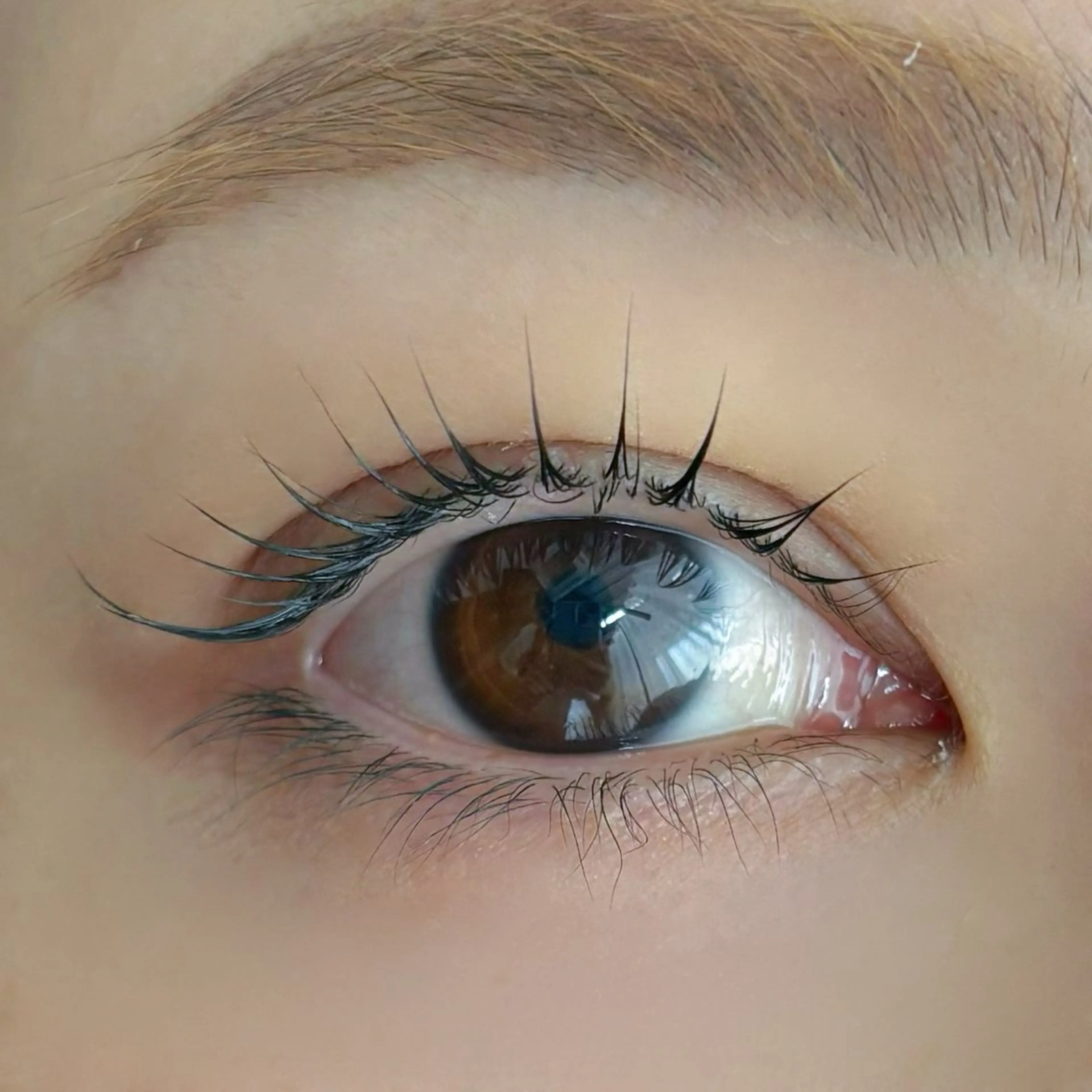 マツエク・マツパ 松崎 有紗の眉毛・アイブロウイメージ