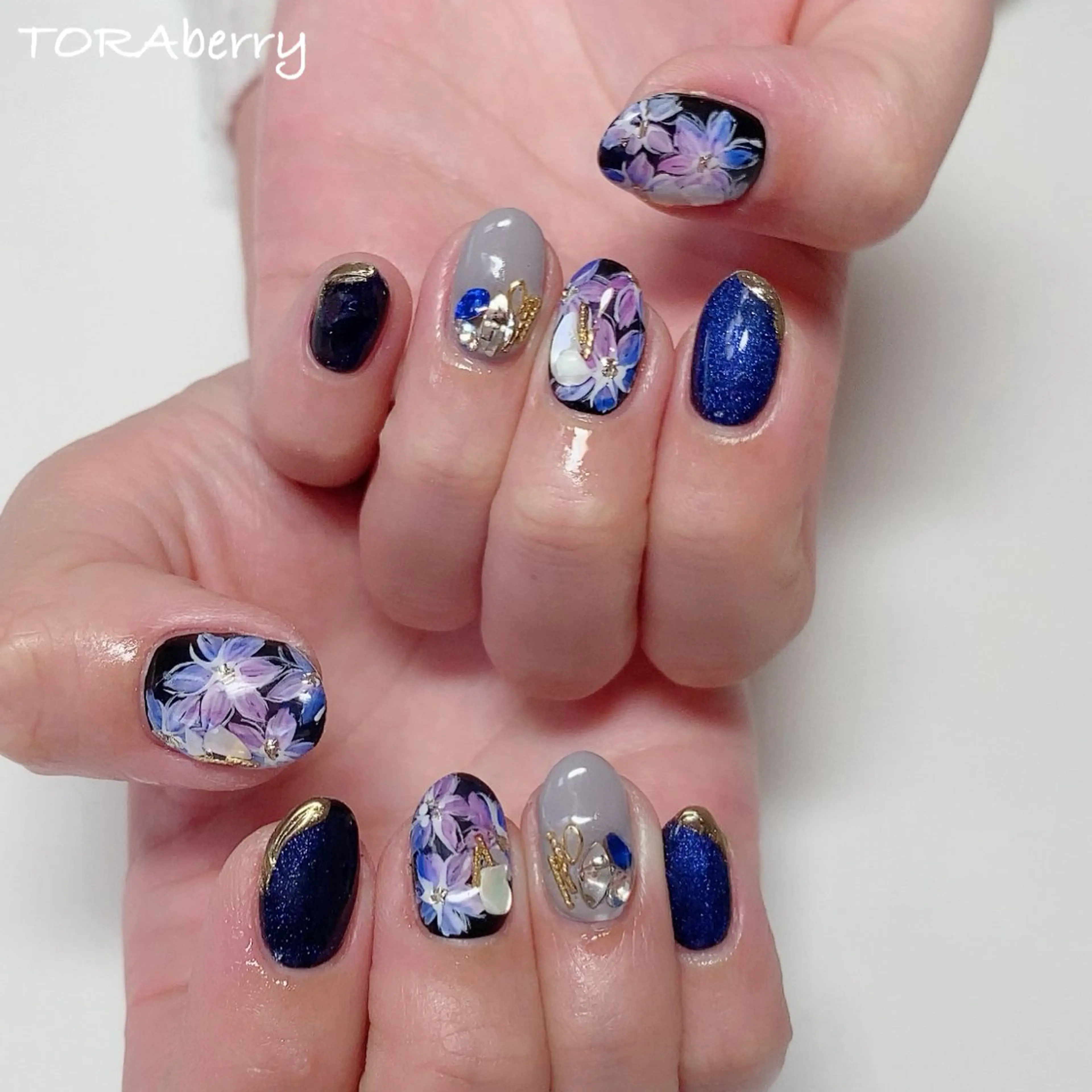 ネイル ハンドネイル ネイリスト なつみのネイルデザイン