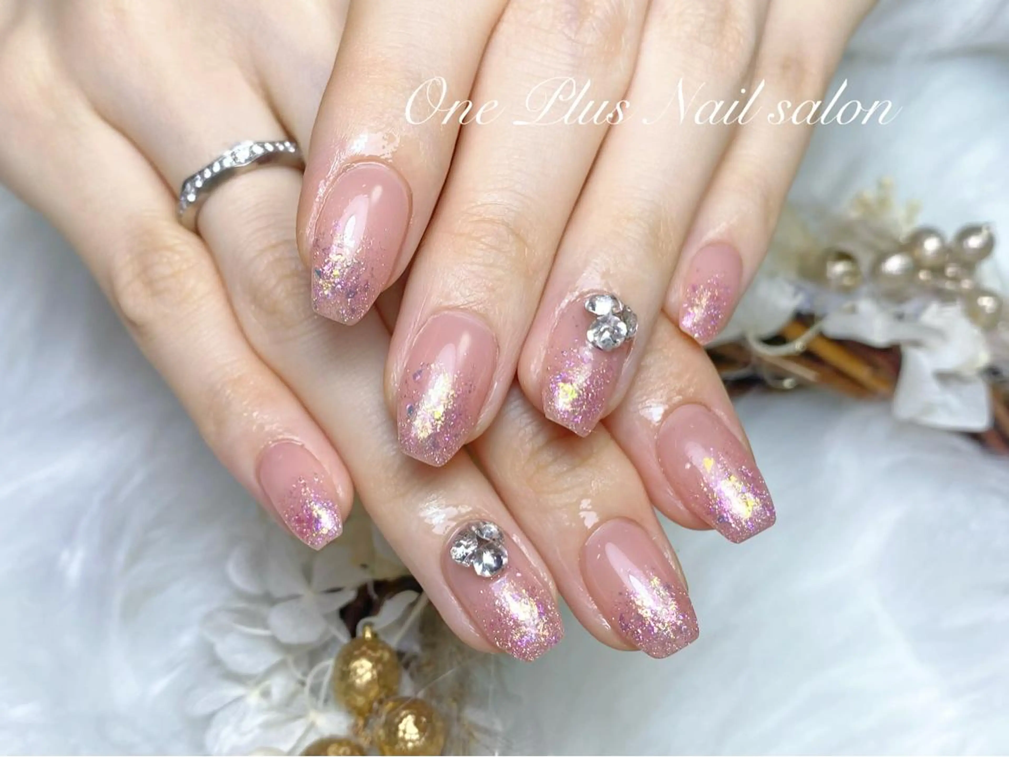 ネイル チークネイル ハート キラキラネイル ピンク スカルプネイル ハンドネイル One Plus Nail Salonのネイルデザイン