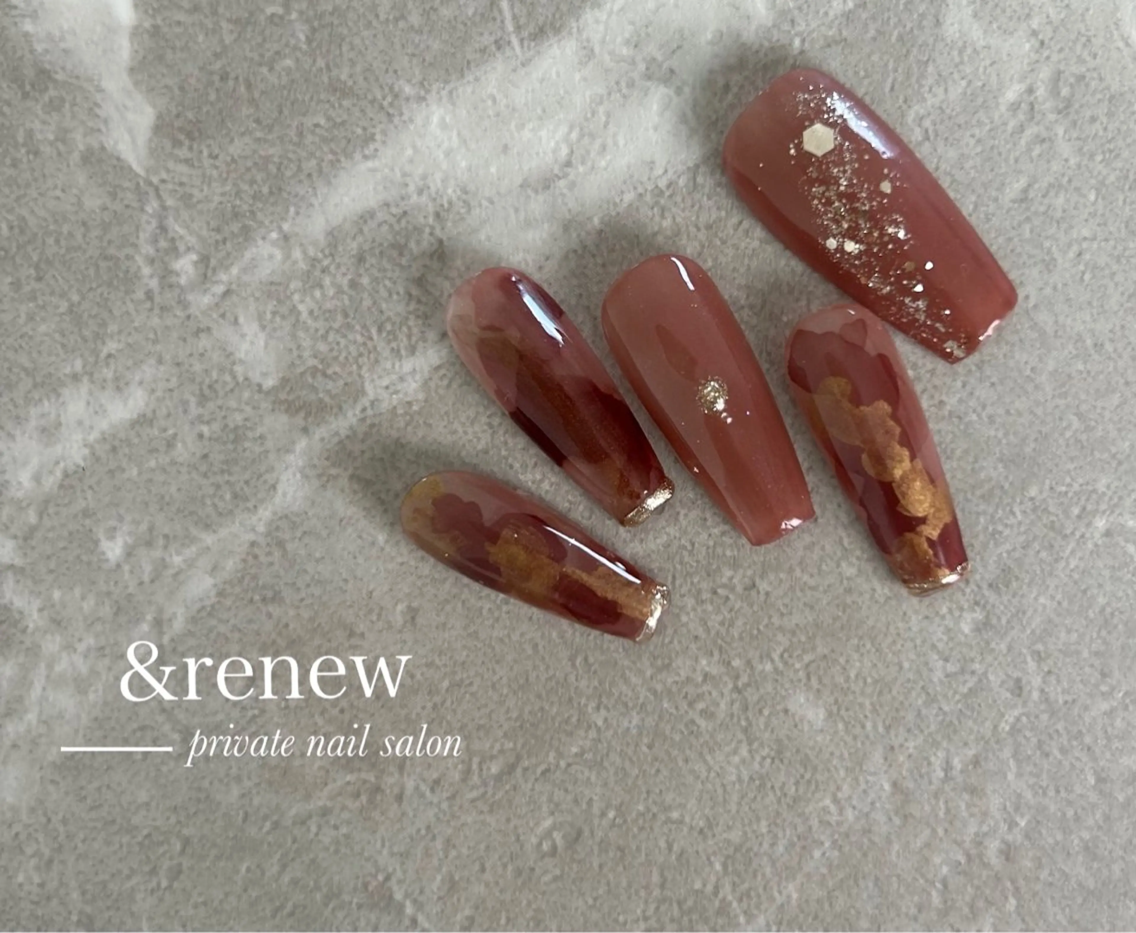 ネイル & renewのネイルデザイン