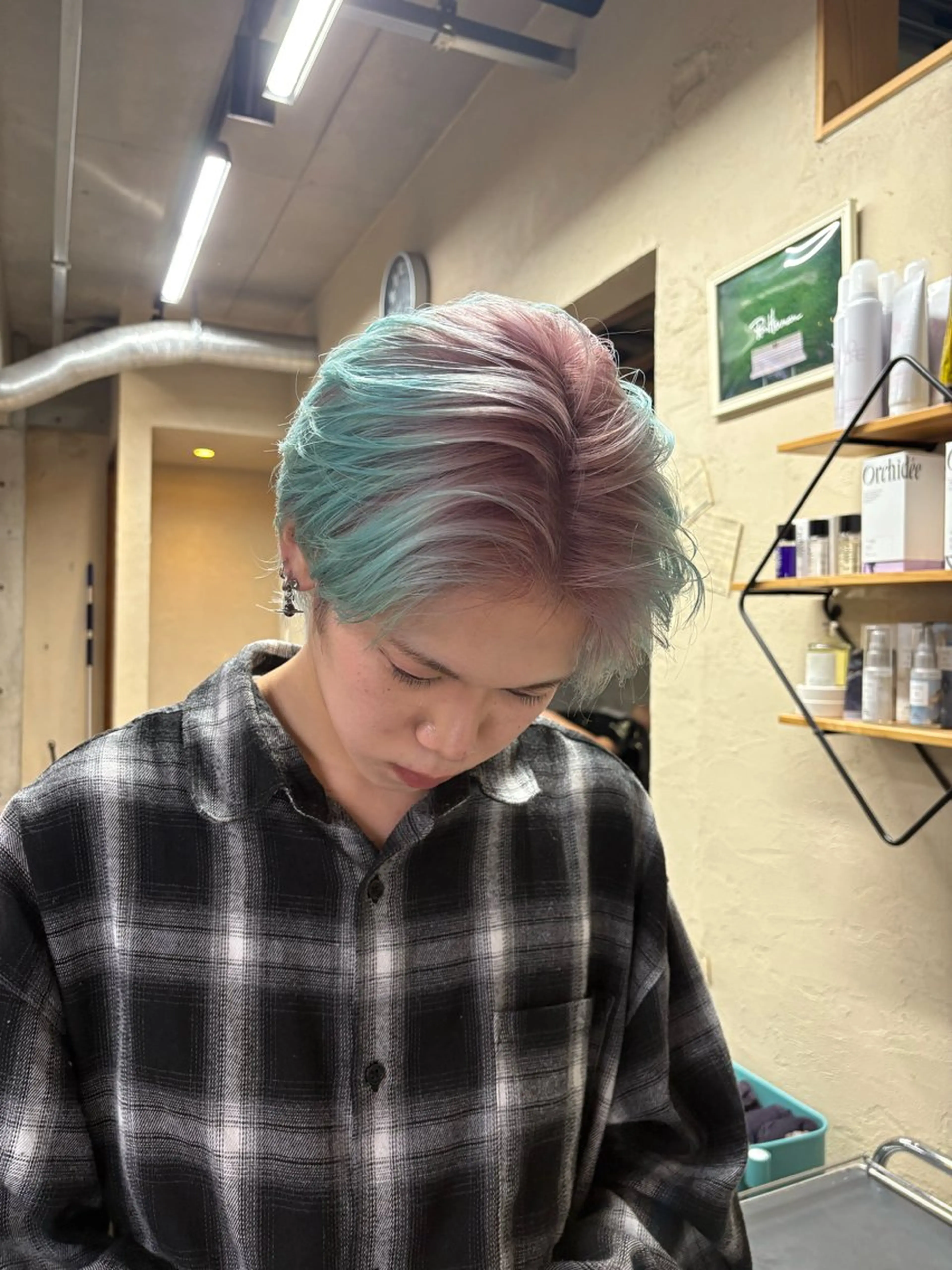 ショート カラー メンズ メンズブリーチ ブリーチ デザインカラー ヘアカラー トリートメント SUONO所属・ブリーチムラ修正 /ハイトーン/青砥大のヘアスタイル