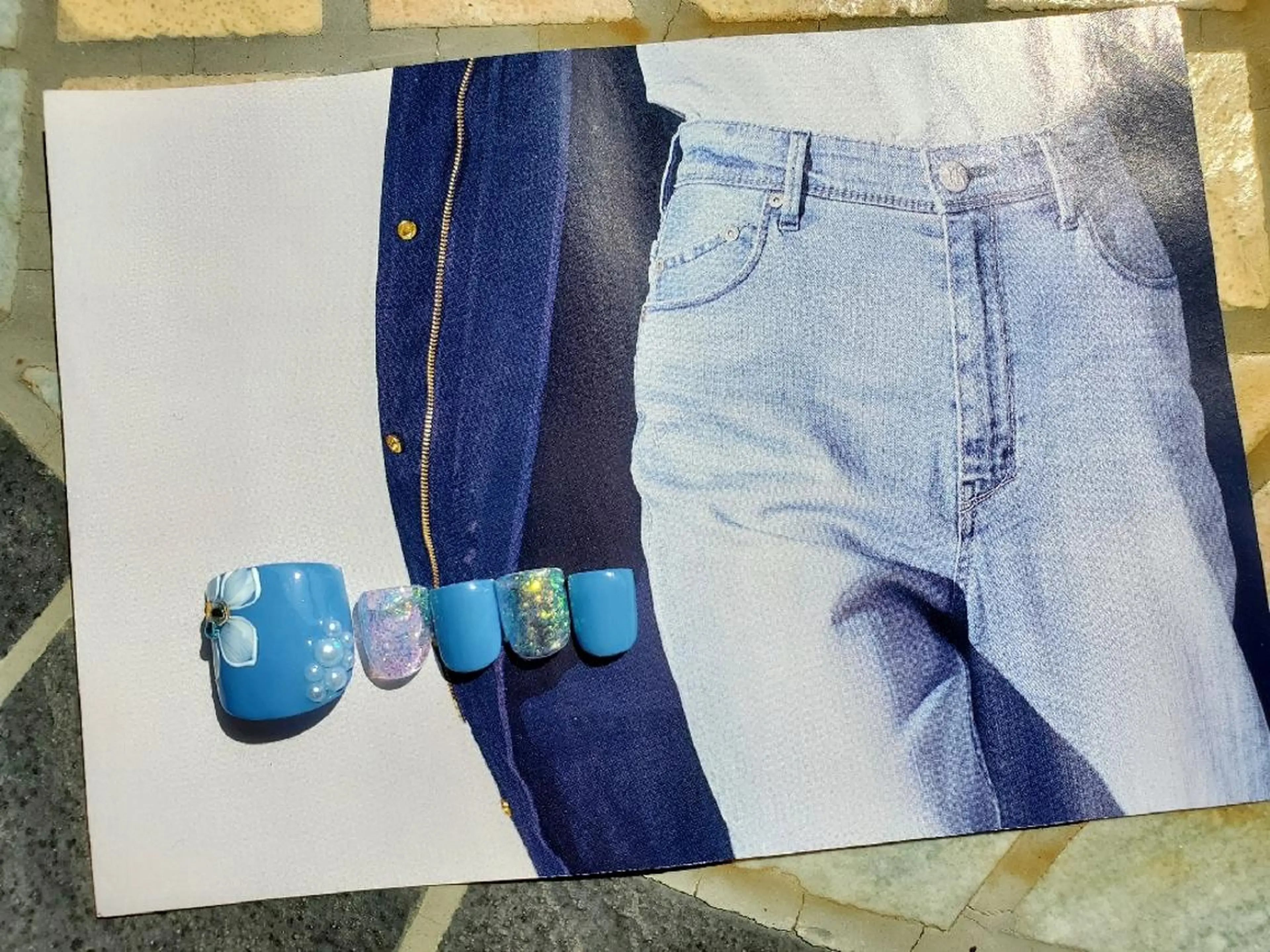 ネイル シンプルネイル フットネイル bloom *のネイルデザイン