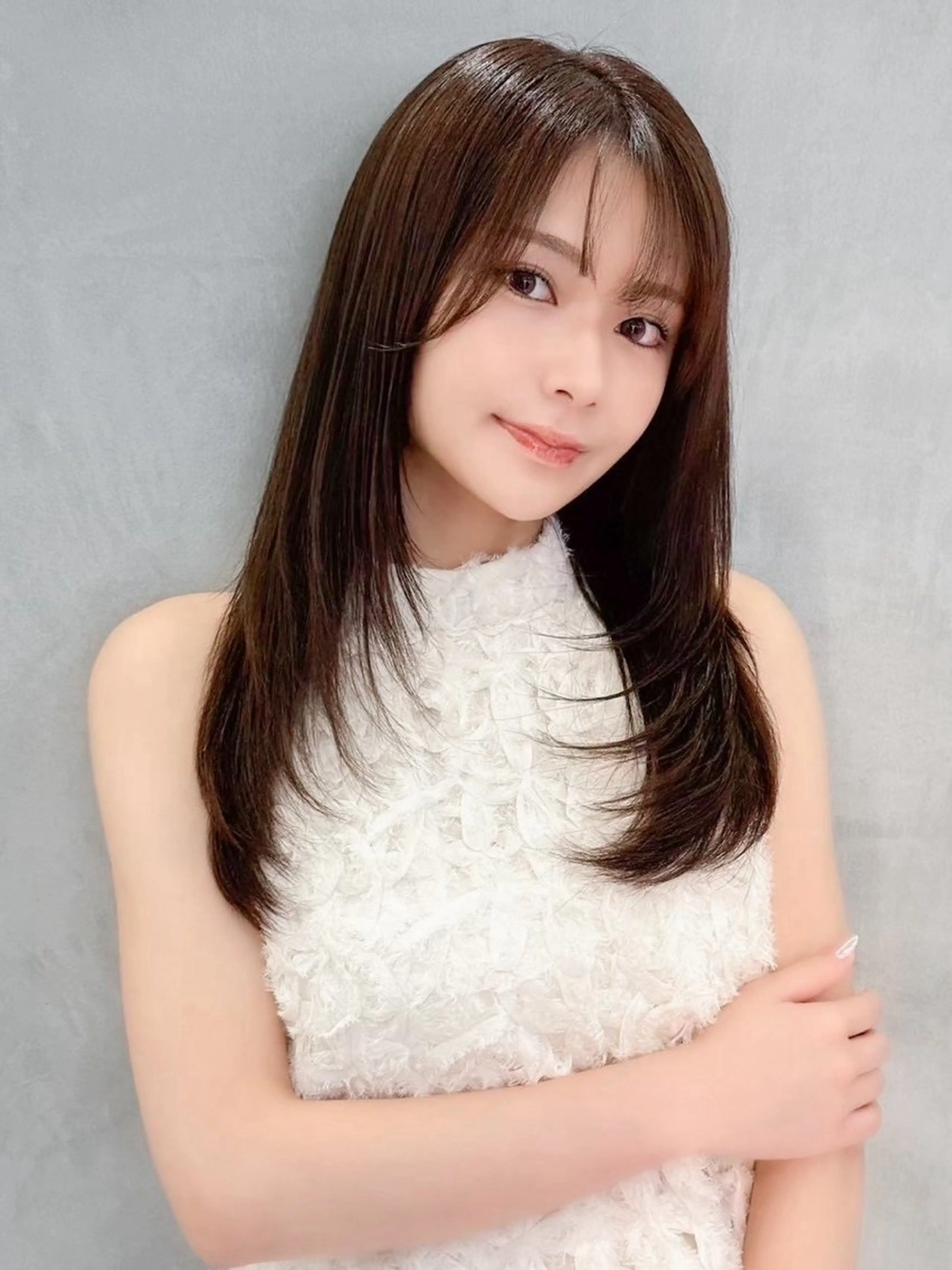 ミディアム ミディアムレイヤー レイヤーカット 宍戸 崇人のヘアスタイル