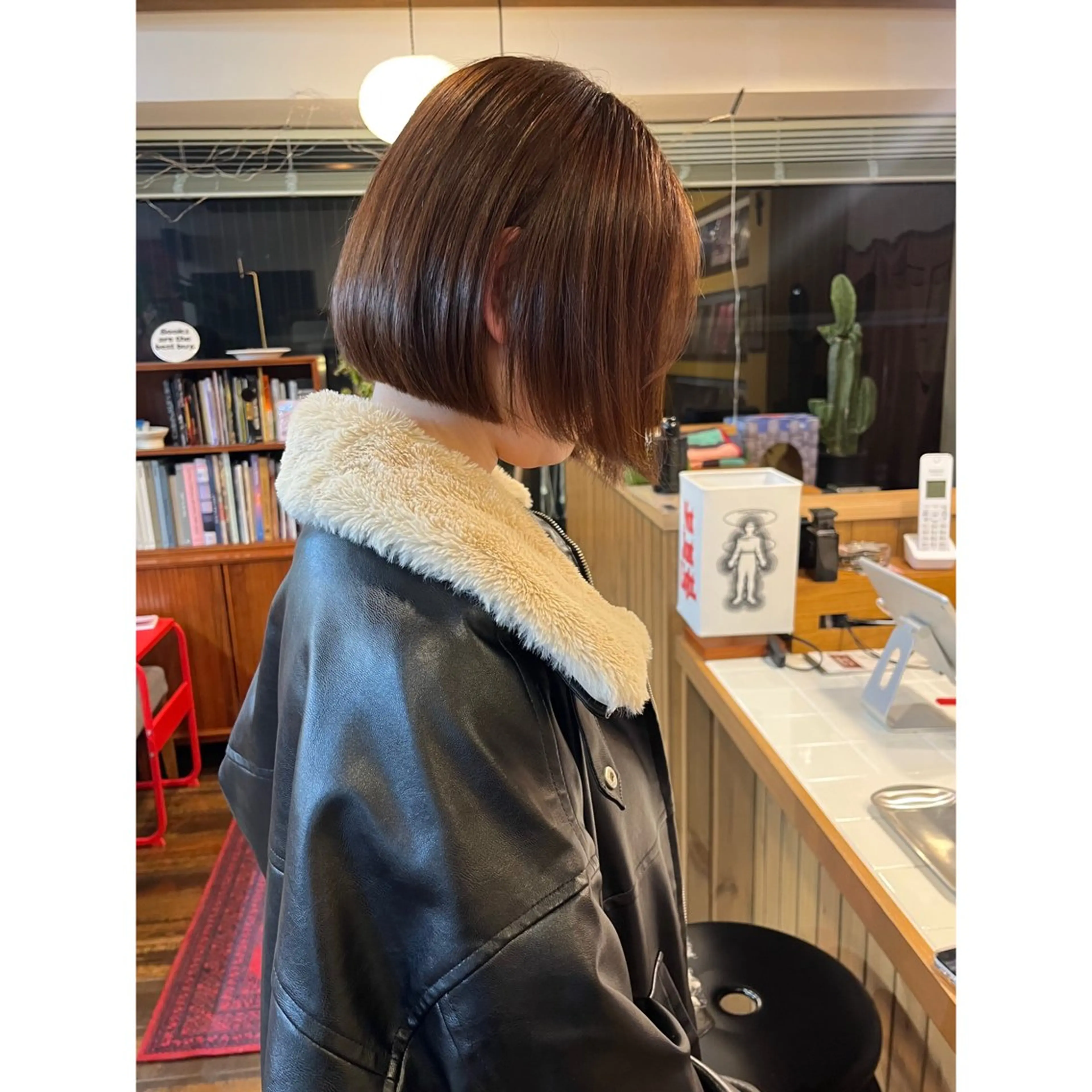 ミディアム ボブ カット ヘアカラー NIU hairsalon所属・【NIU】 wakakoのヘアスタイル