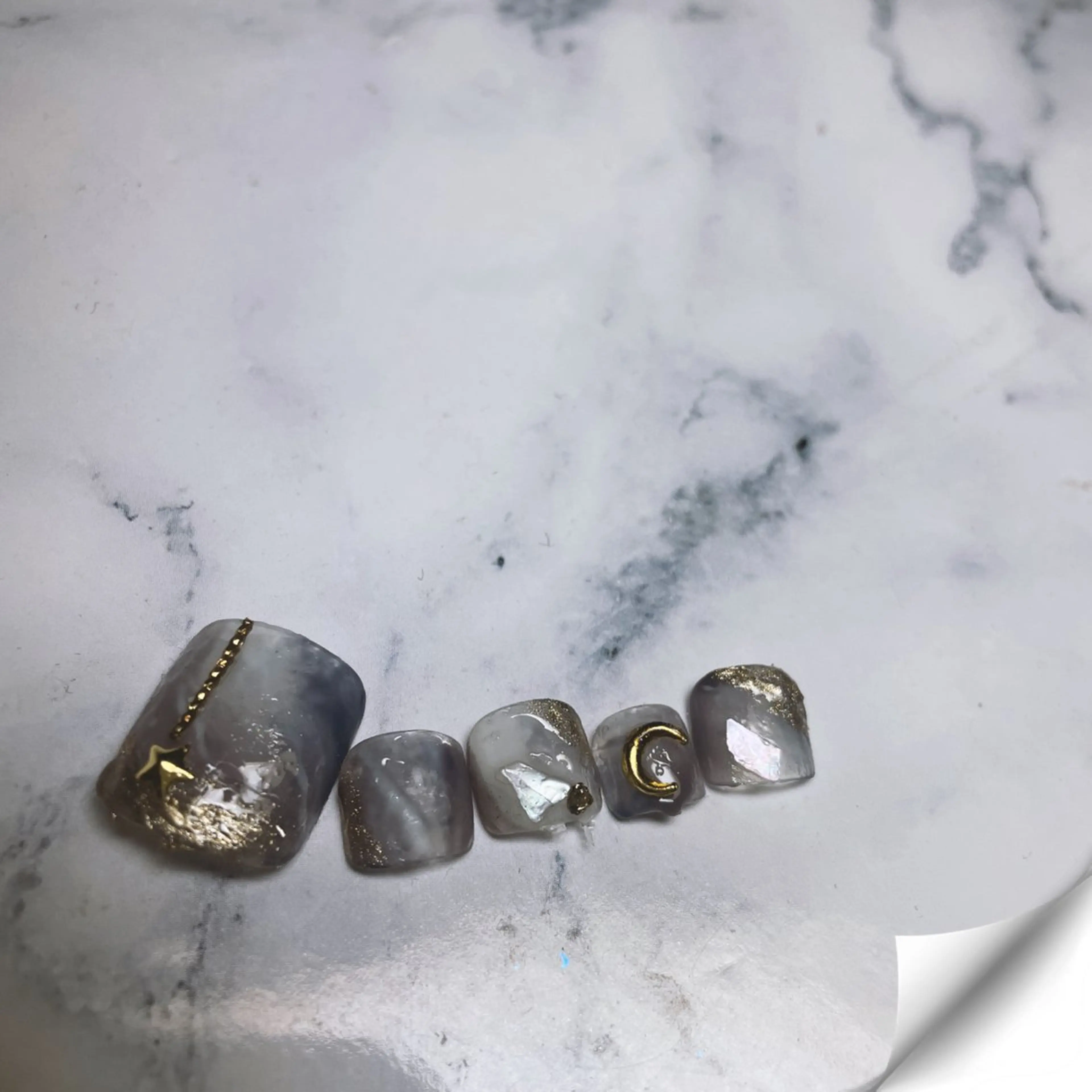 ネイル フットネイル ミラーネイル ニュアンスネイル NAIL★M 真紀のネイルデザイン