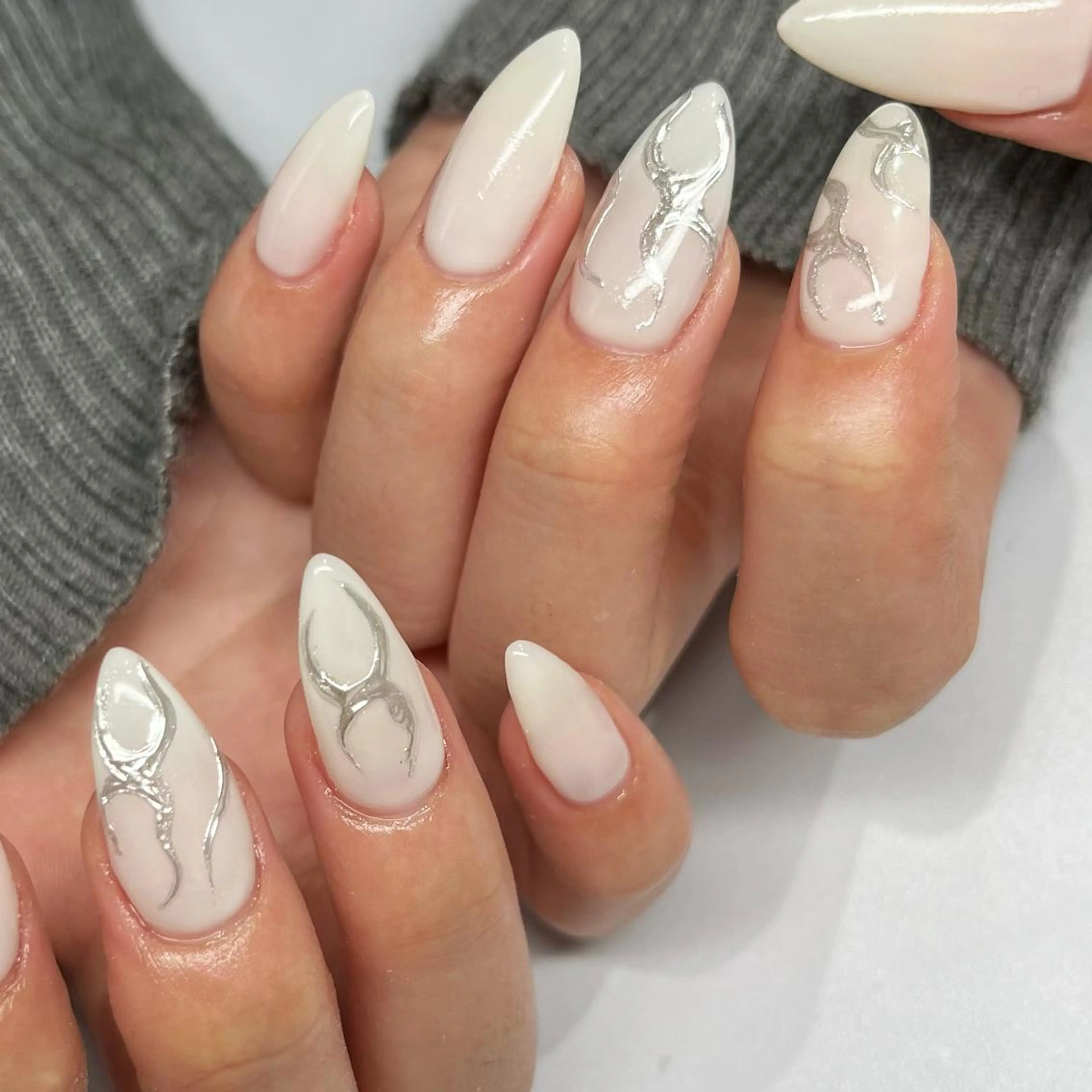 ロング ネイル マツエク・マツパ ハンドネイル apopi's所属・apopis＊ close23:00のネイルデザイン