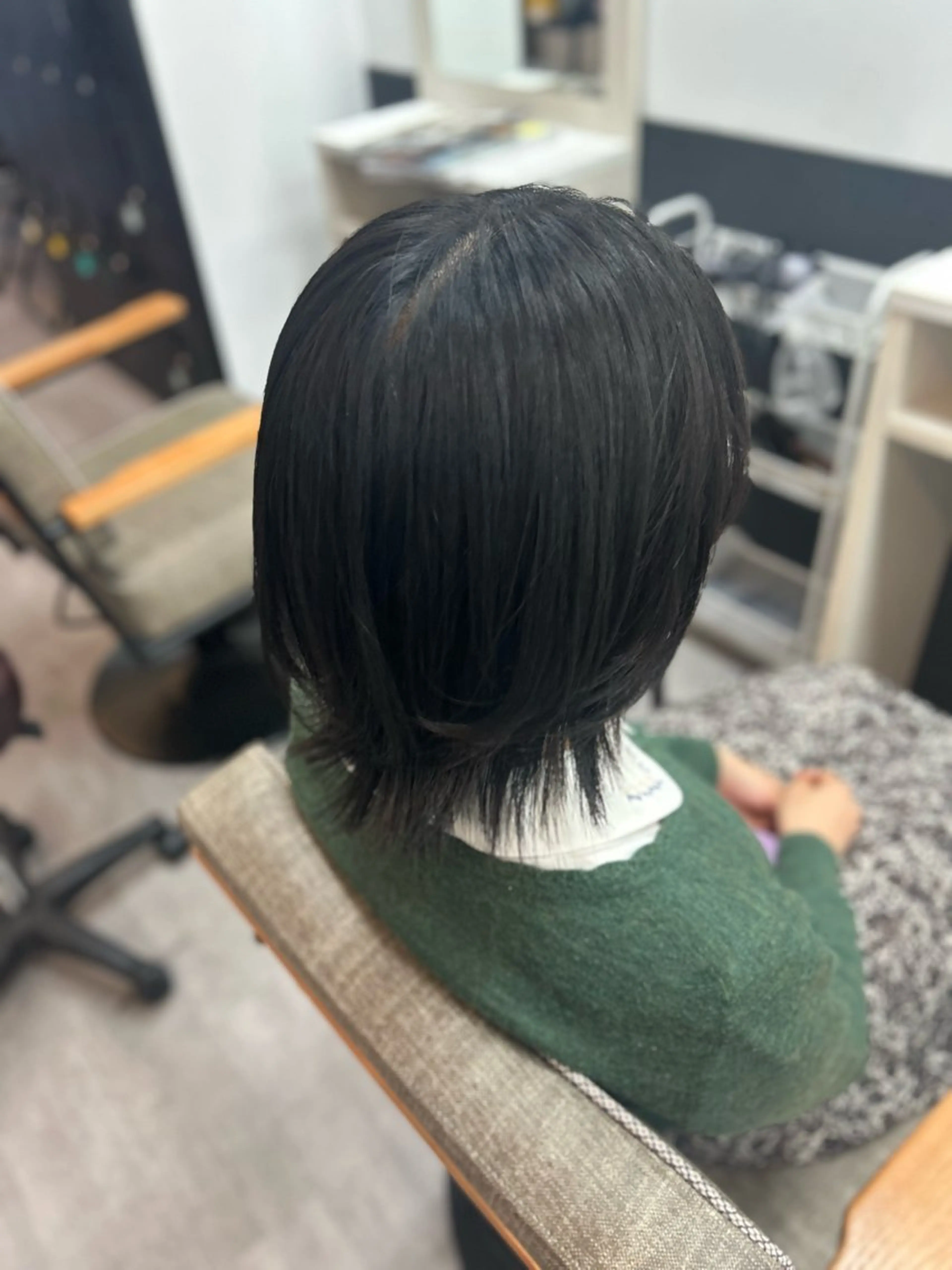 ミディアム カット 艶髪カラー┊︎ レイヤーボブ🍀きりのヘアスタイル