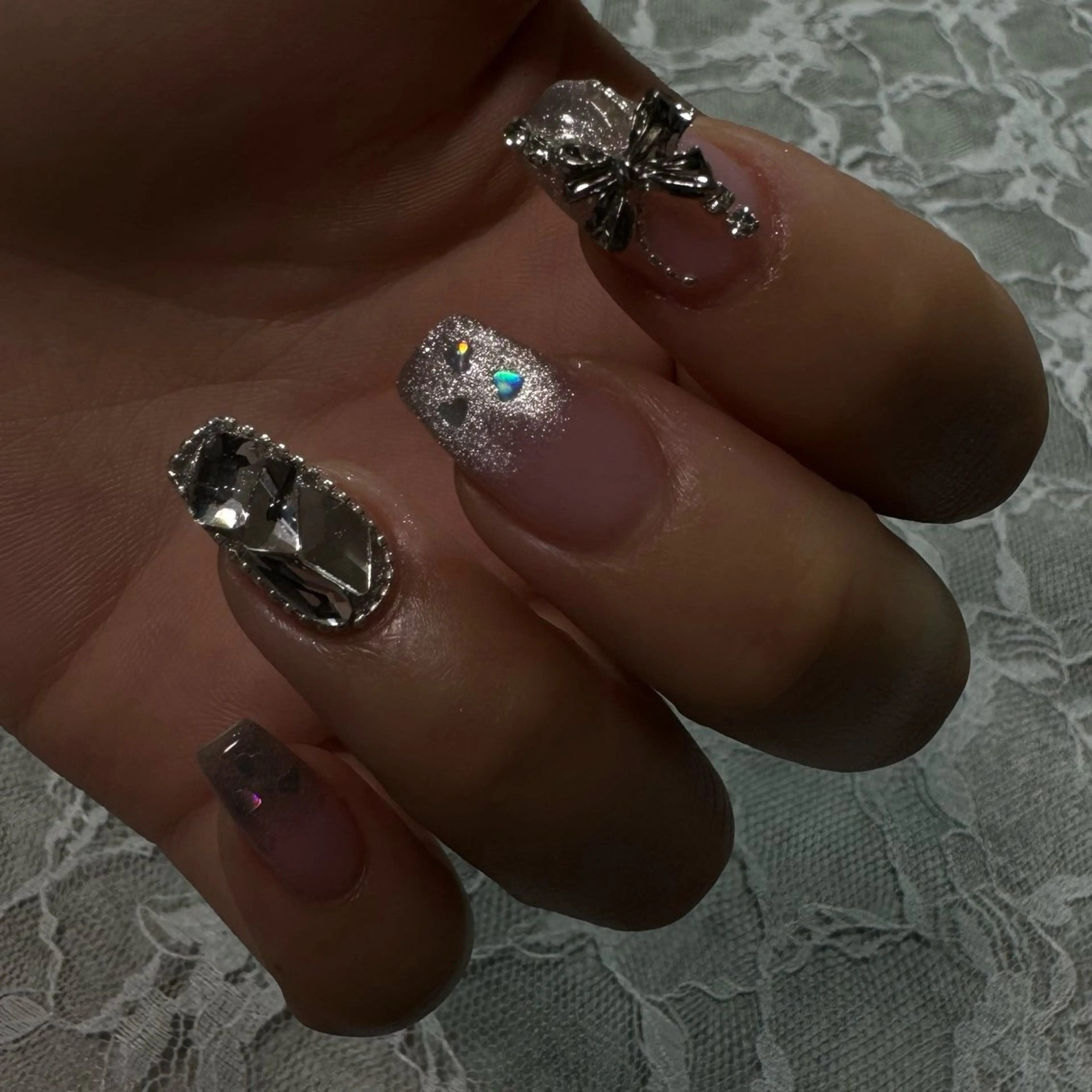 パーツ乗せ放題!【オフなし】自爪Full Art🩷持ち込みデザイン可の写真