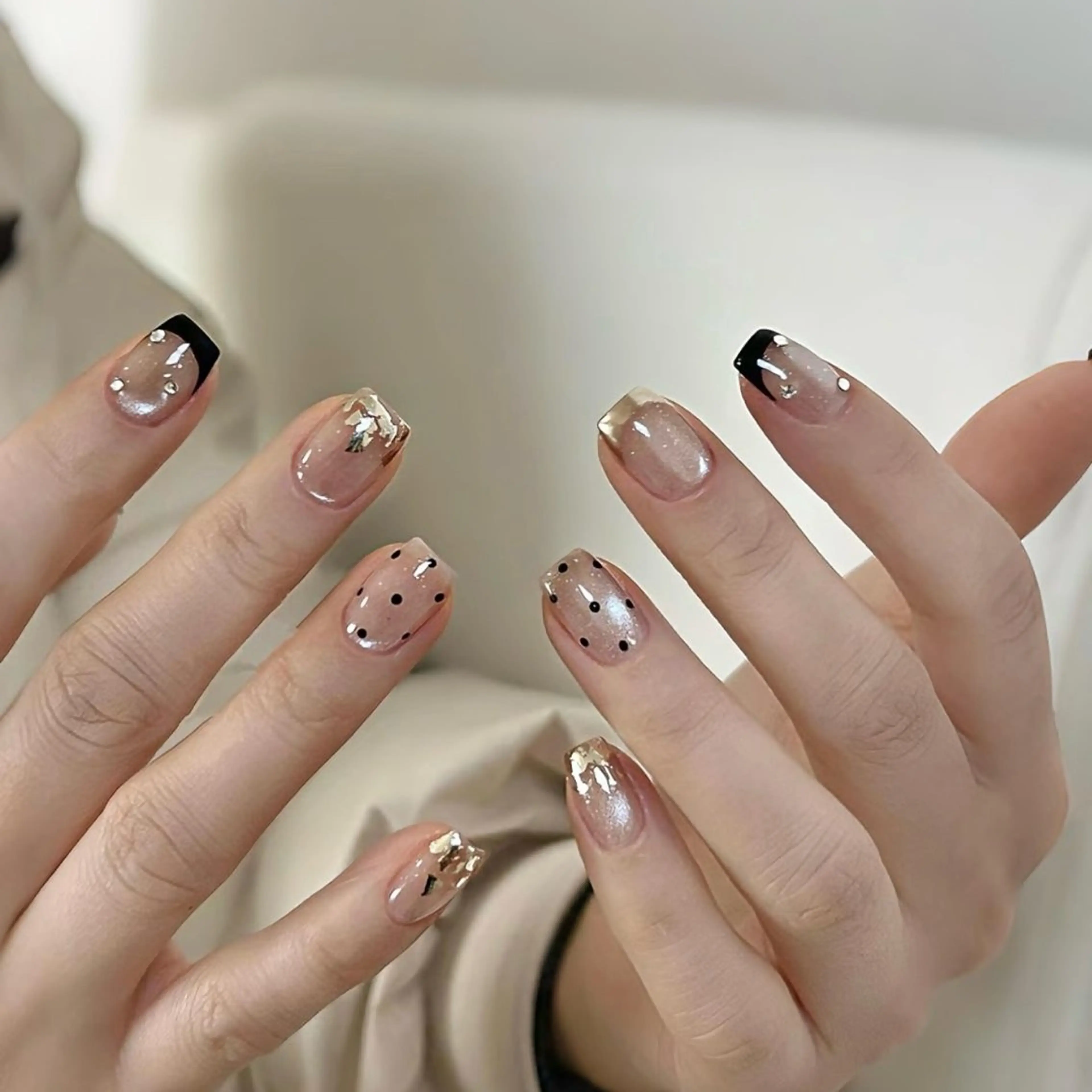 ネイル Nail salon Amoureuse ネイルサロン アムルーズ所属・ネイリスト ミクのネイルデザイン