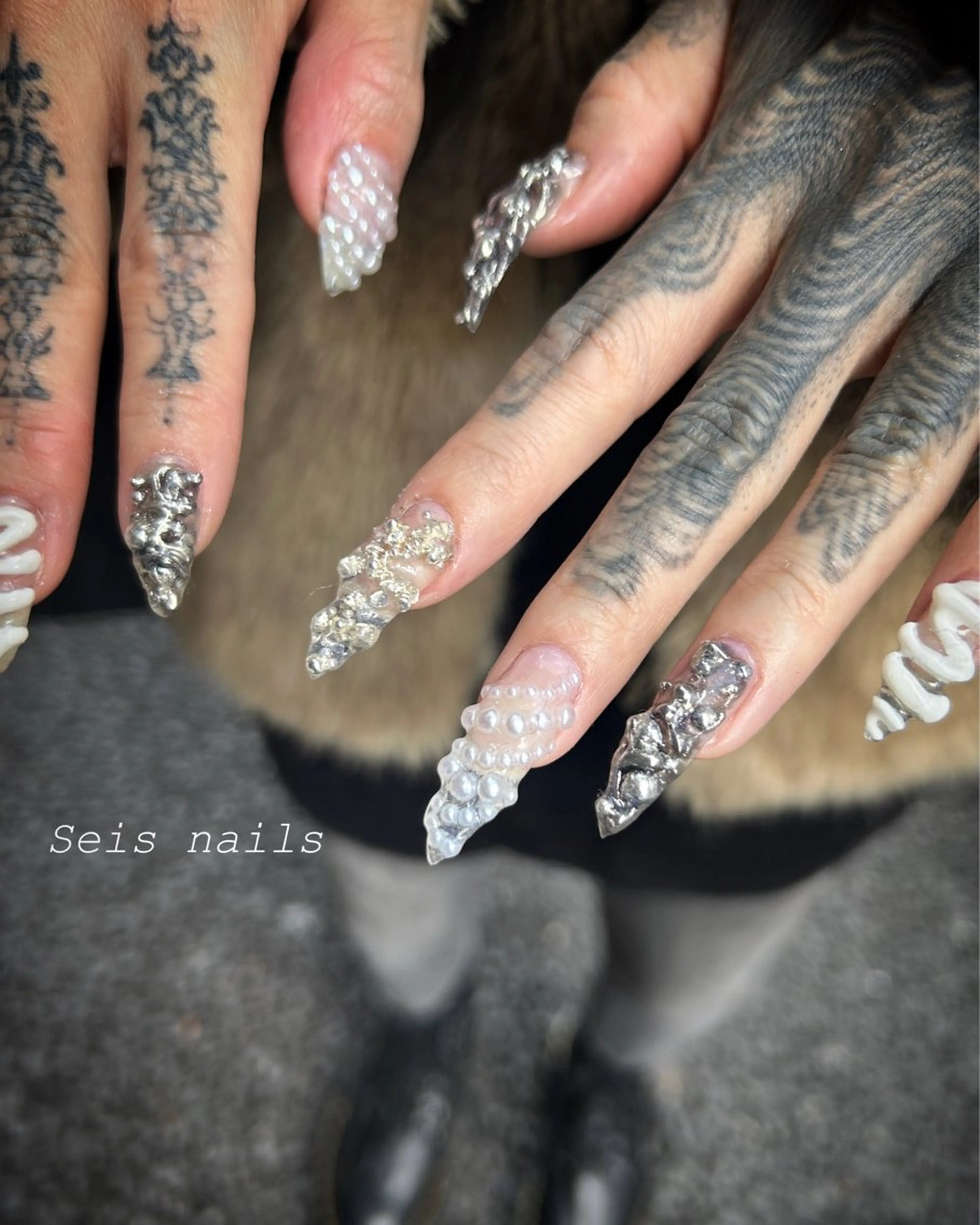 ネイル ハンドネイル Seis Shihoのネイルデザイン