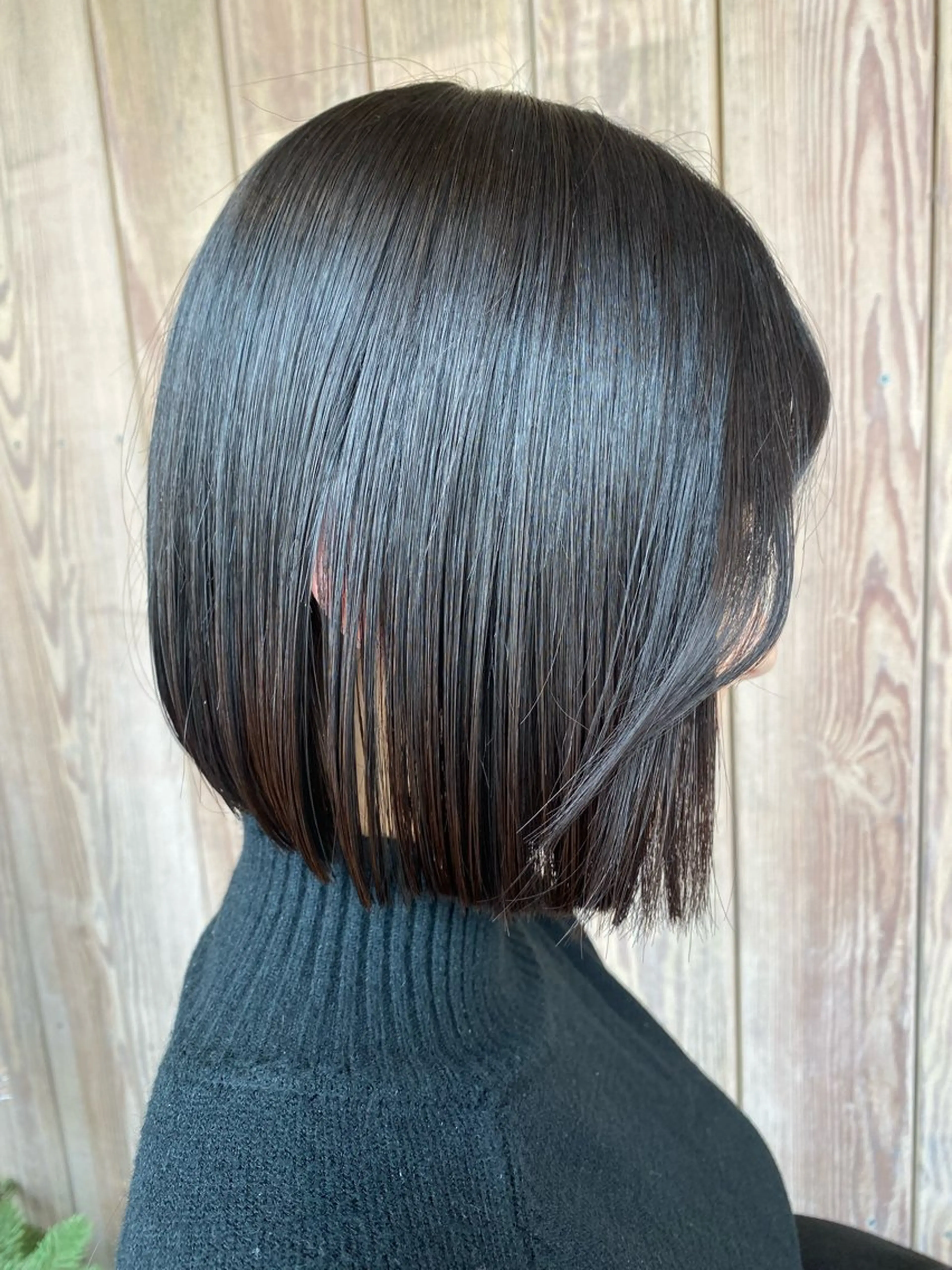 ミディアム ボブ カット 西田 朋華のヘアスタイル