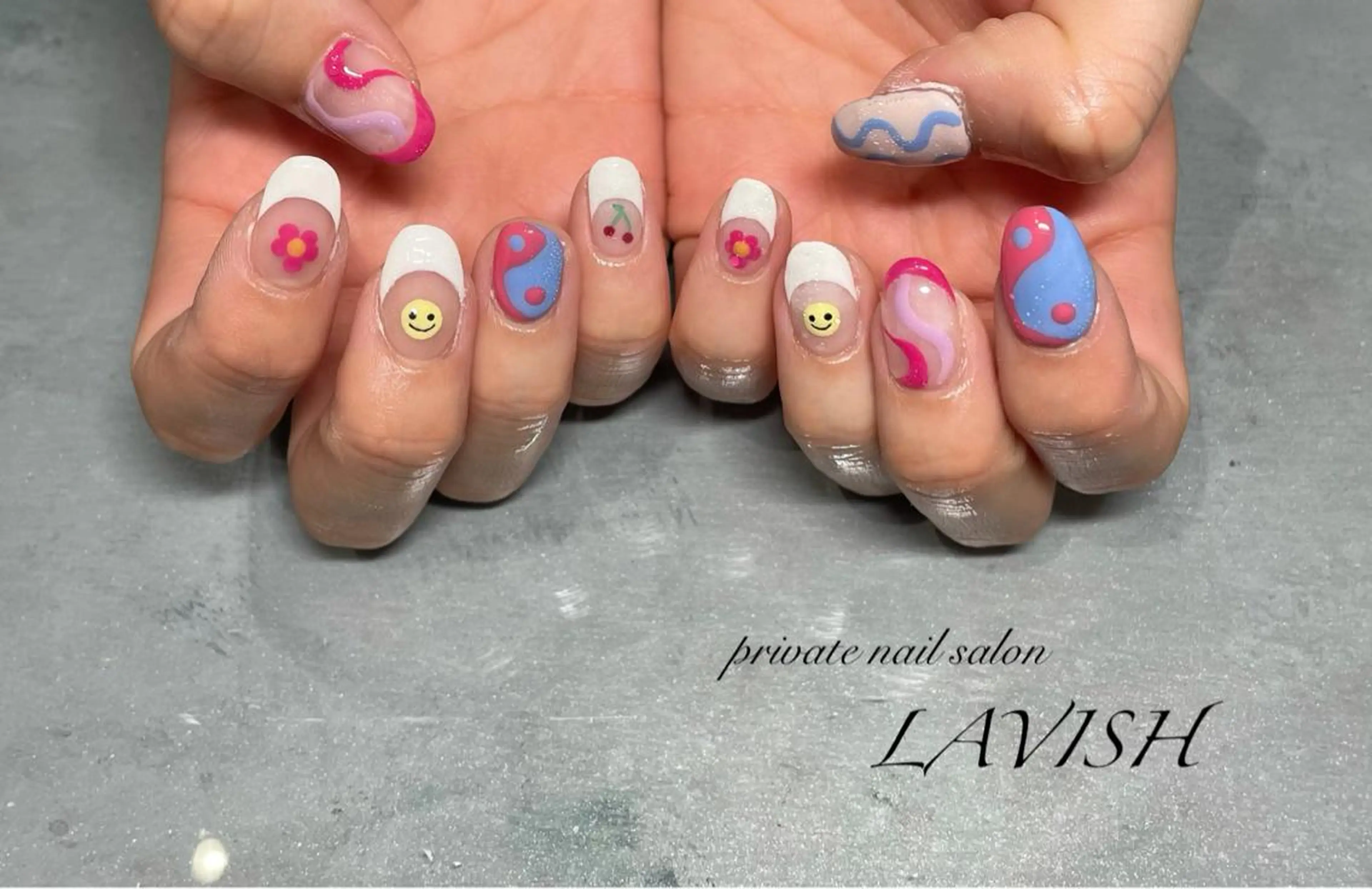 ネイル 氷ネイル・うるうるネイル 韓国ネイル ニュアンスネイル ワンカラーネイル 春ネイル LAVISH nail salonのネイルデザイン