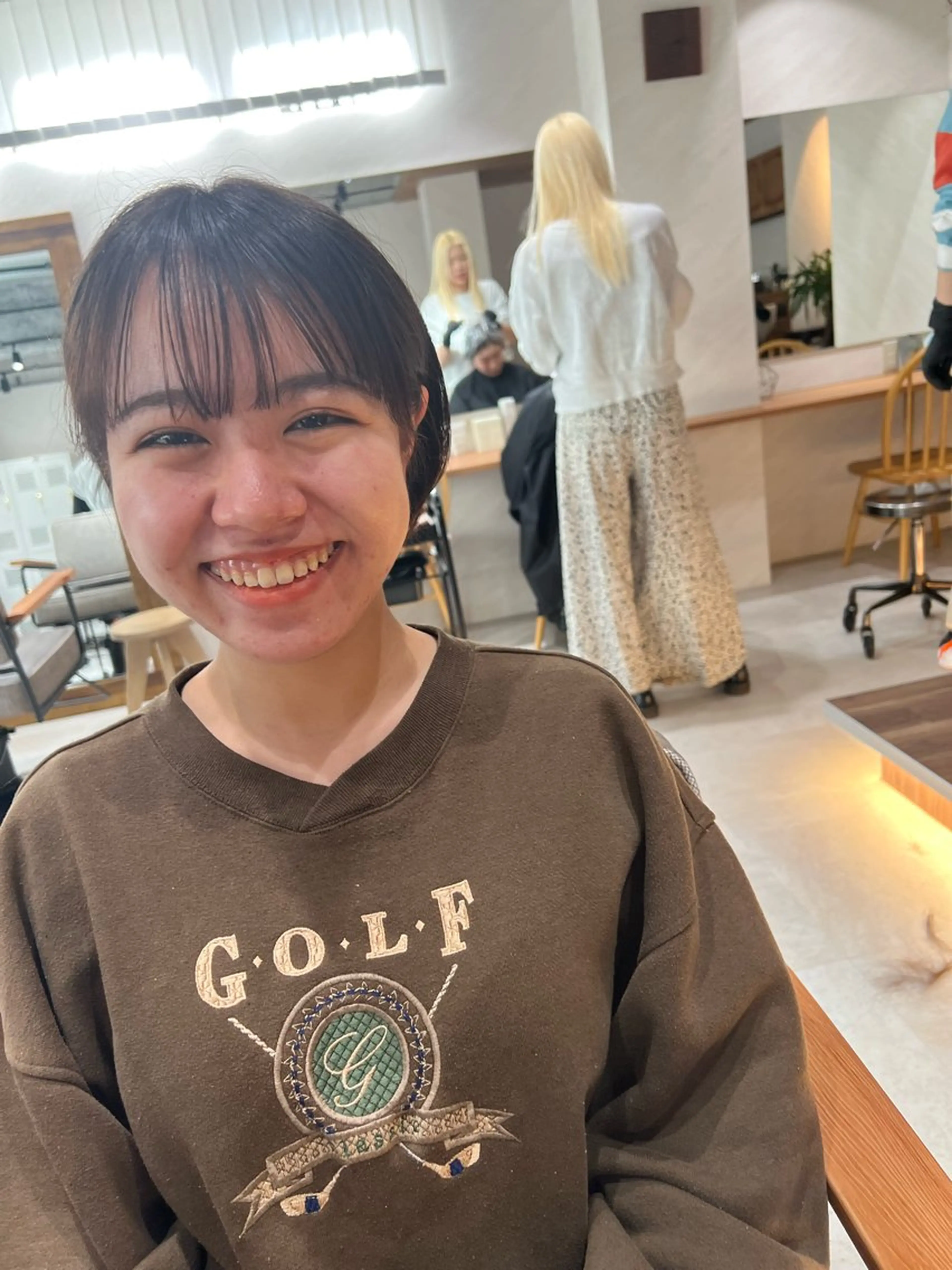 ショート ショートヘア 小顔カット カット 縮毛矯正 トリートメント 艶ボブ🤎暖色カラー 縮毛矯正/メンズ💈のヘアスタイル