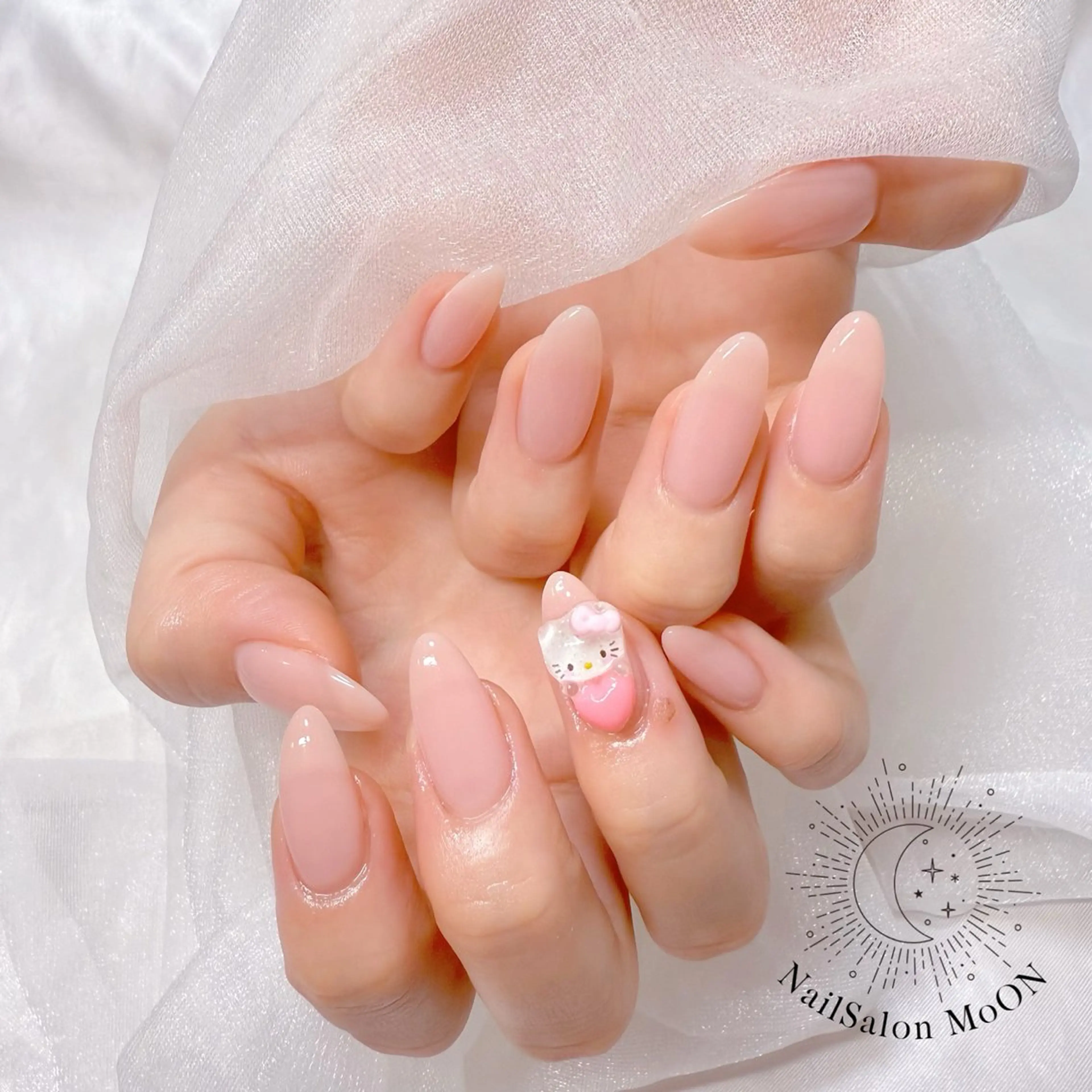 ネイル ハンドネイル ハンドケア MoON...❤︎ MeGuのネイルデザイン