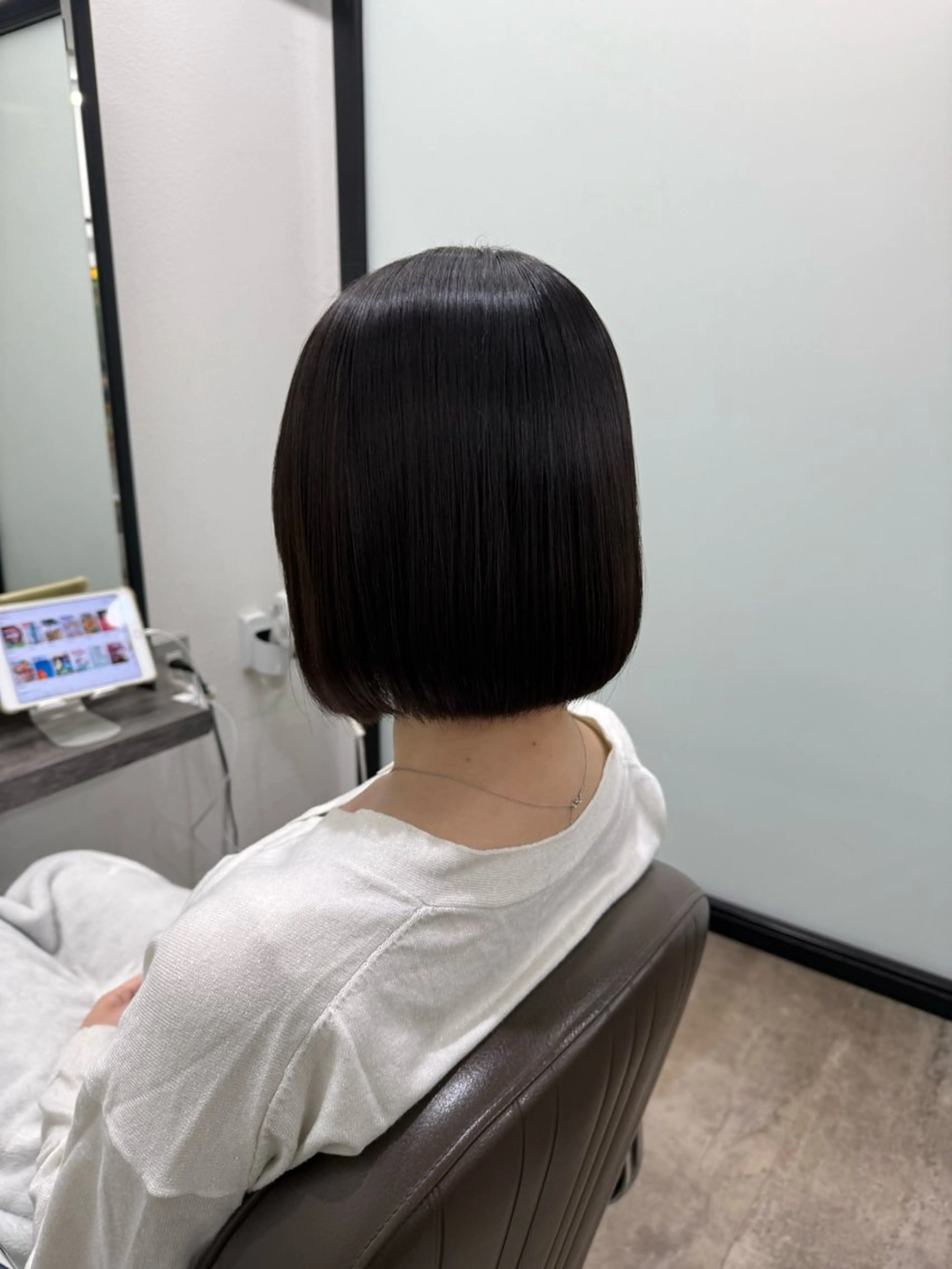 ショート パーマ カット 縮毛矯正 トリートメント 似合わせヘア🫶🏻 つきいてるみのヘアスタイル