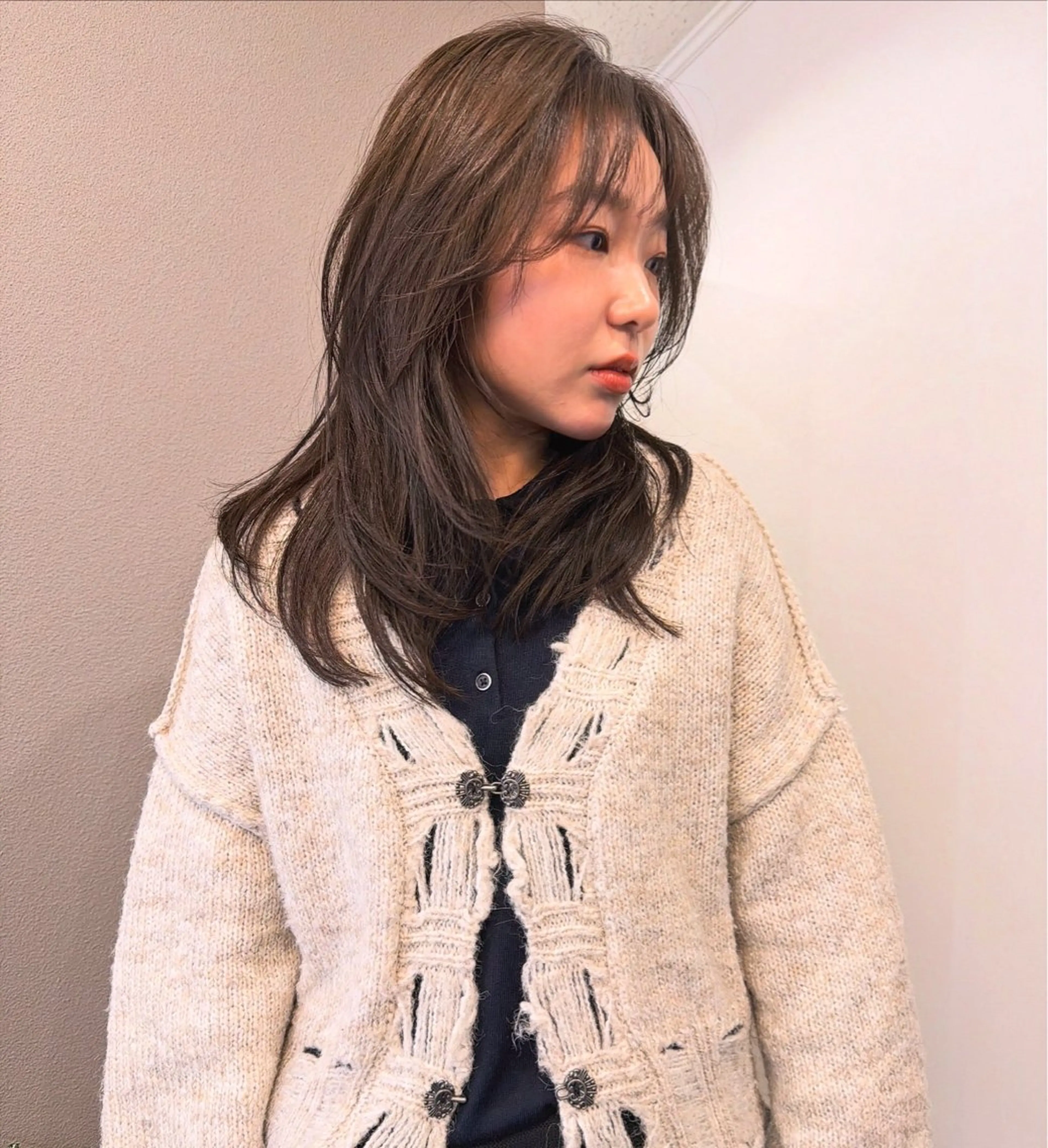 セミロング カラー ...alley/Dreap所属・パーマ/透明感カラー 元町🌱takutoのヘアスタイル