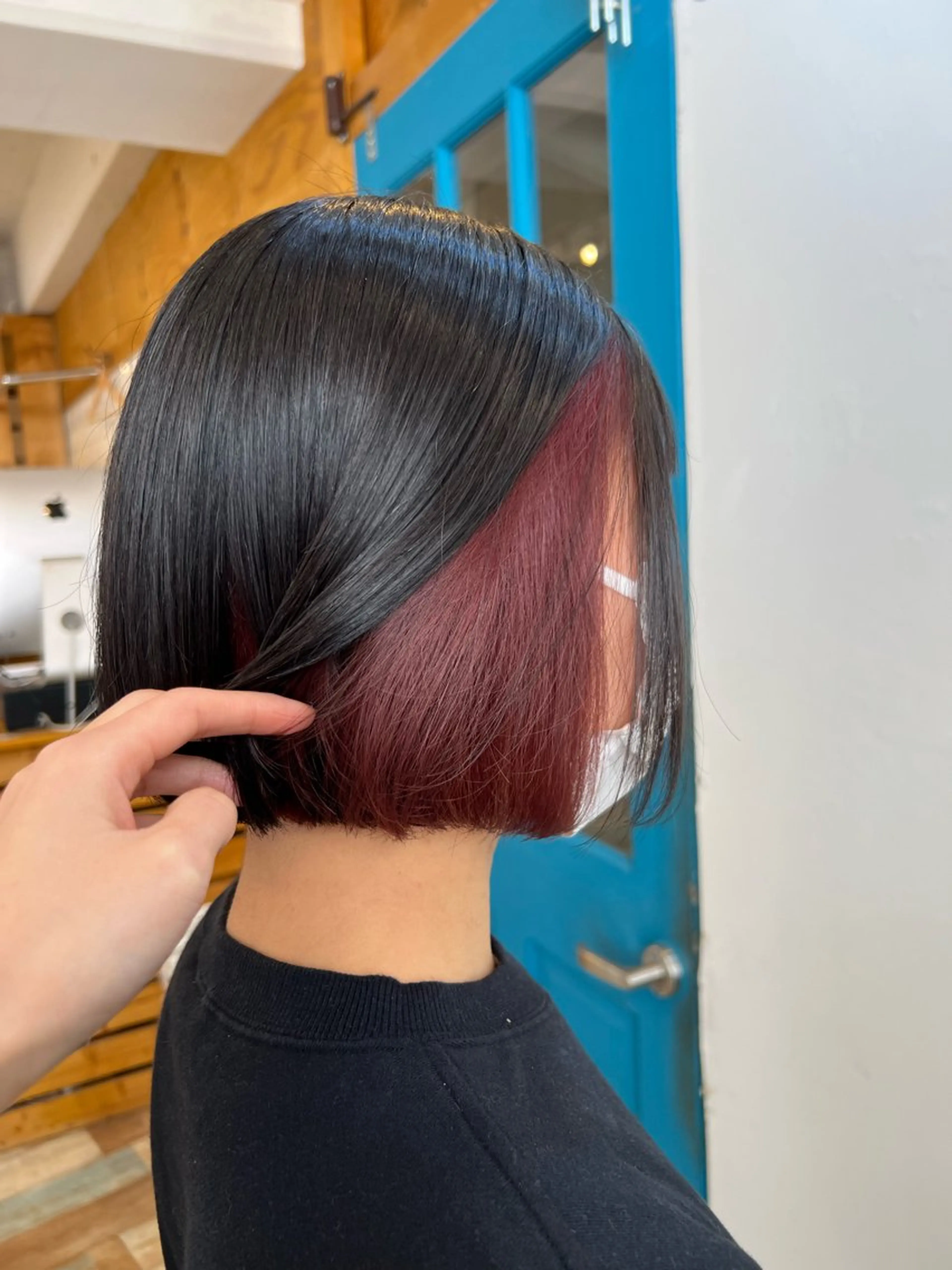 ショート カラー デザインカラー イヤリングカラー ハイライトカラー ボブ 顔周りカット カット ヘアカラー トリートメント KANA/ボブ/ インナーカラー/艶髪のヘアスタイル