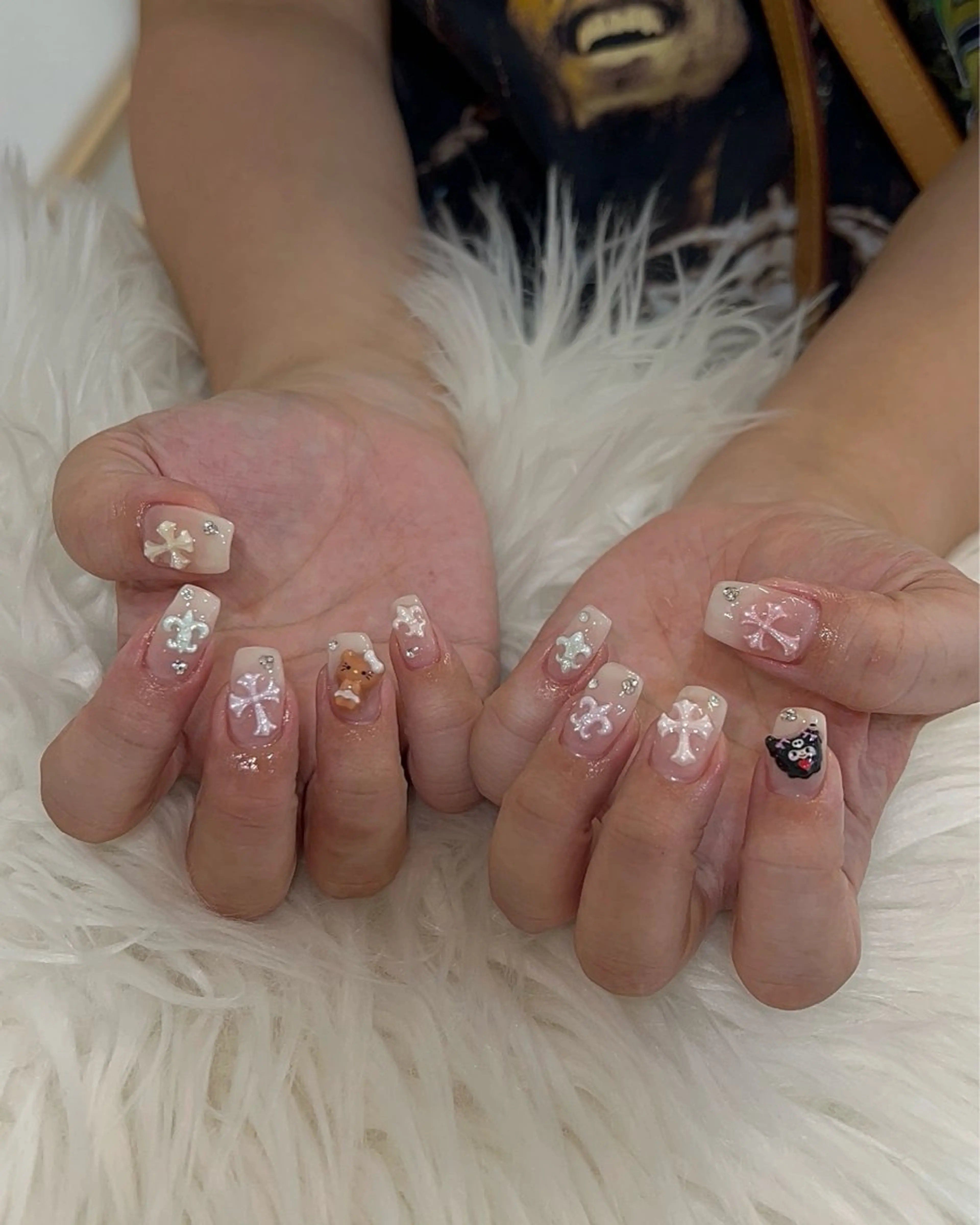 ネイル ハンドネイル フットネイル ハンドケア Nes.Nail所属・Miyagi Asamiのネイルデザイン