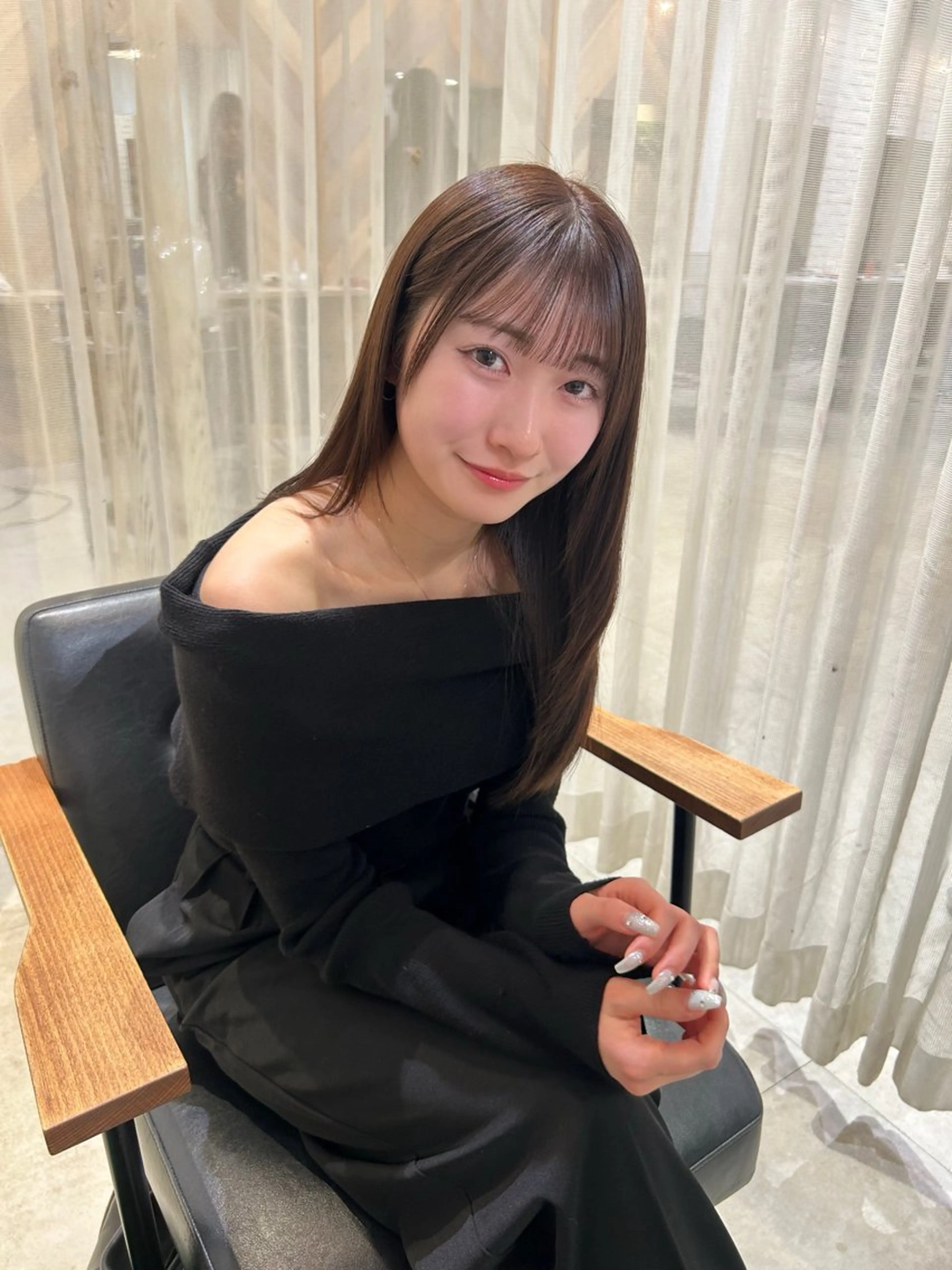 ロング カラー ヘアカラー トリートメント Rina🎀透明感 ブリーチなしカラーのヘアスタイル