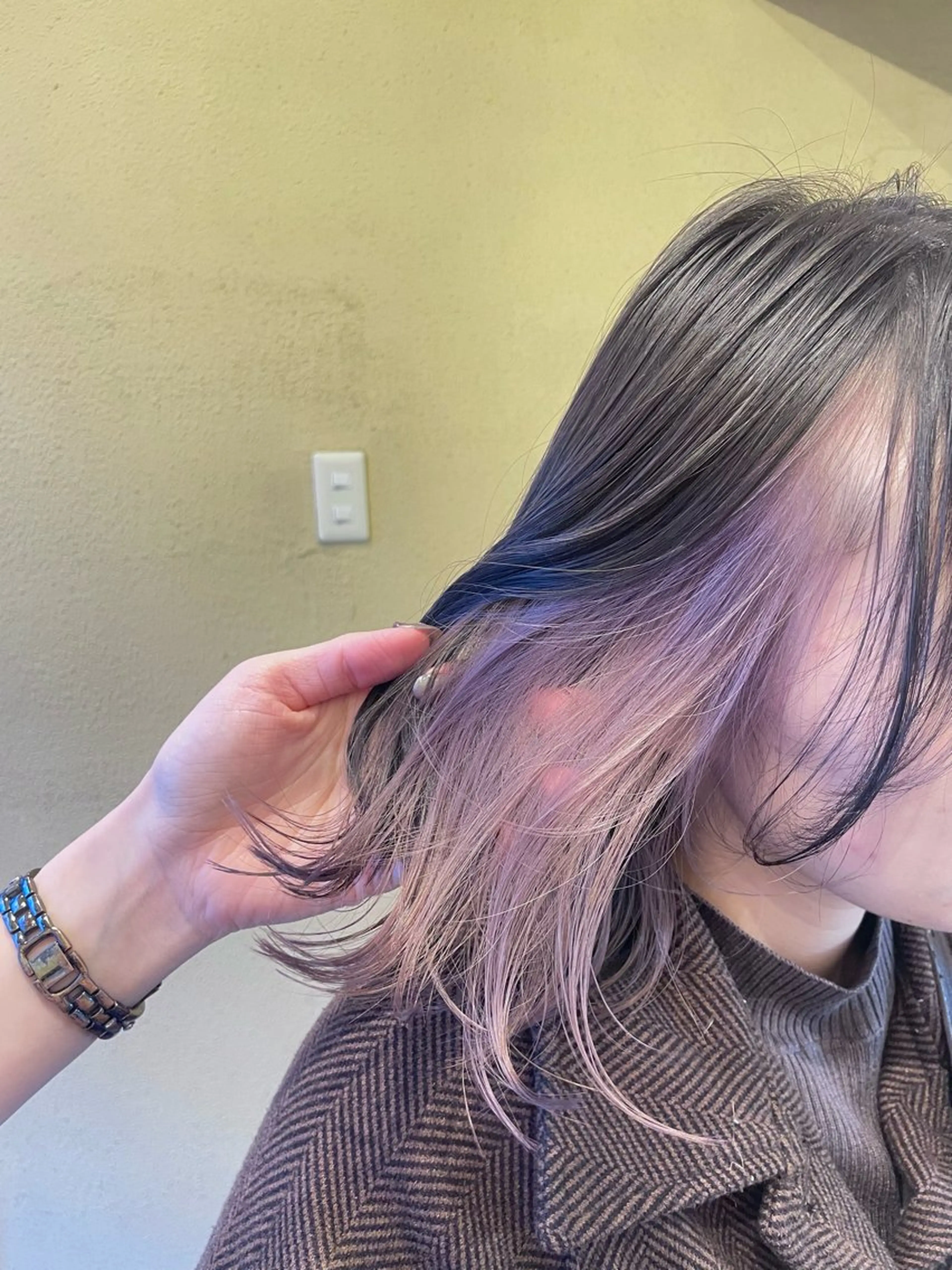 ミディアム ヘアカラー tokute 中野真咲🐺のヘアスタイル