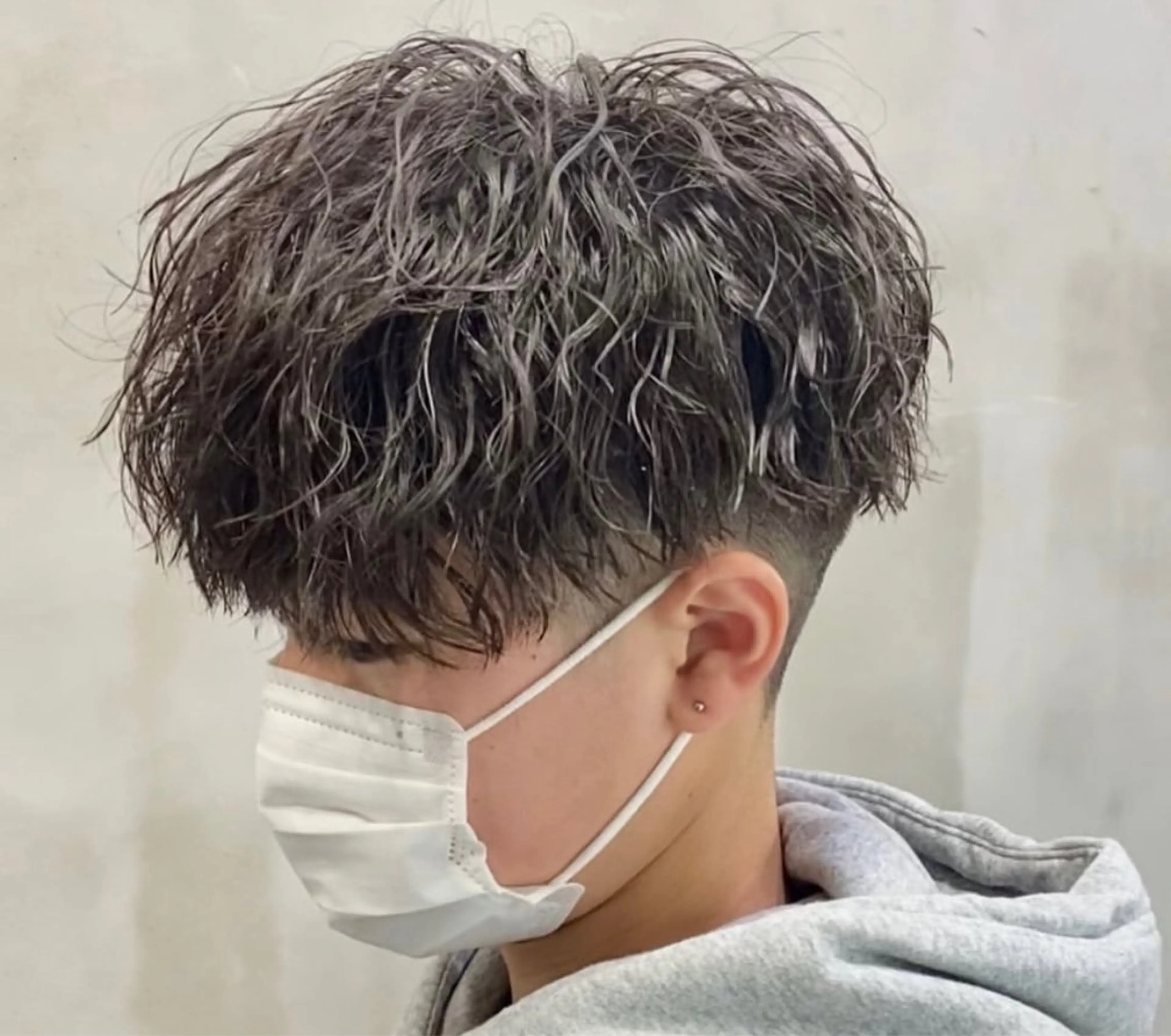 ショート カット パーマ トリートメント ヘアセット ⭐️メンズ特化⭐️ パーマ　カラーのヘアスタイル