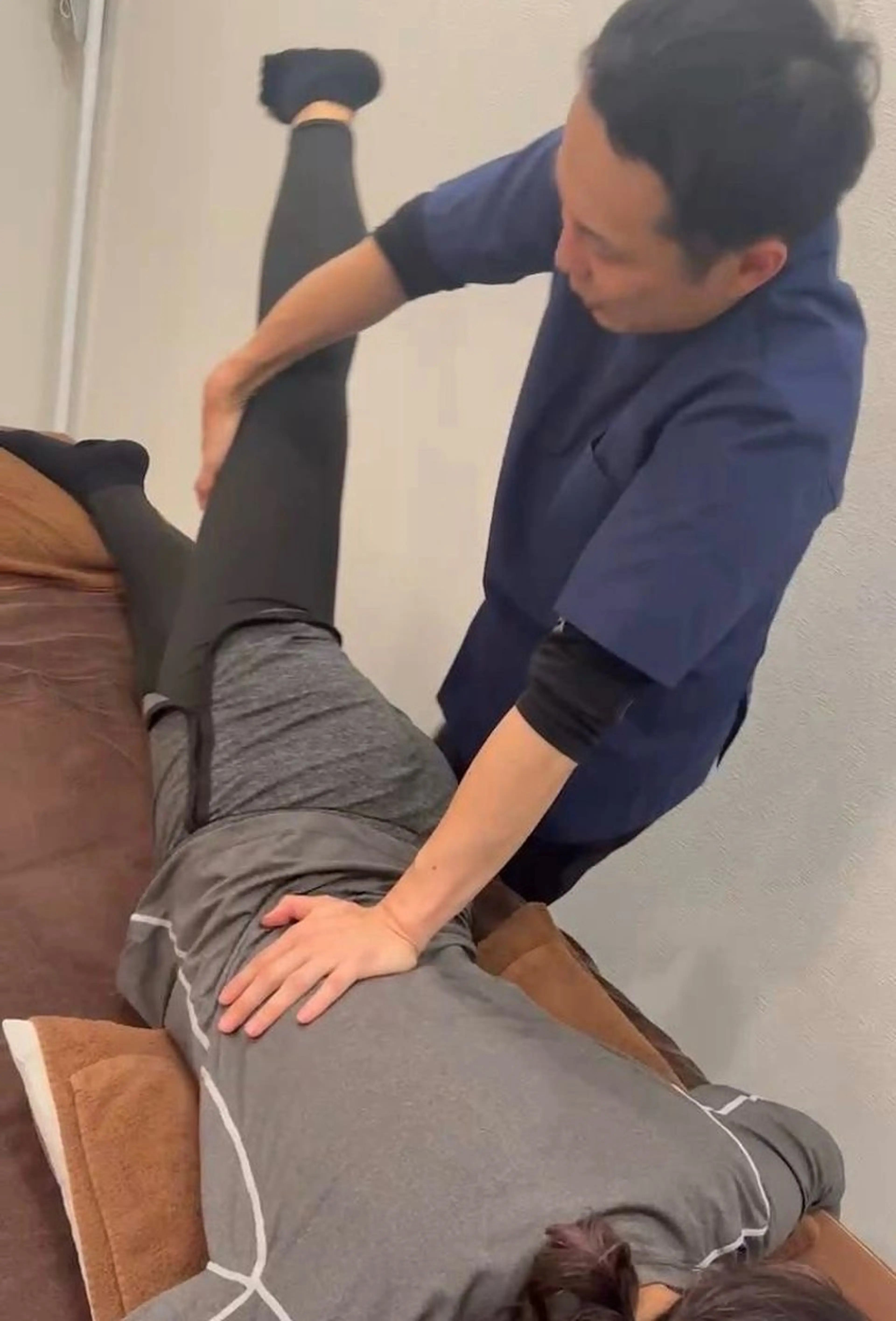 【複数口コミ必須】お試しコース(上半身・下半身・骨盤矯正・アロマリンパマッサージ・小顔矯正)90分通常6600円の写真