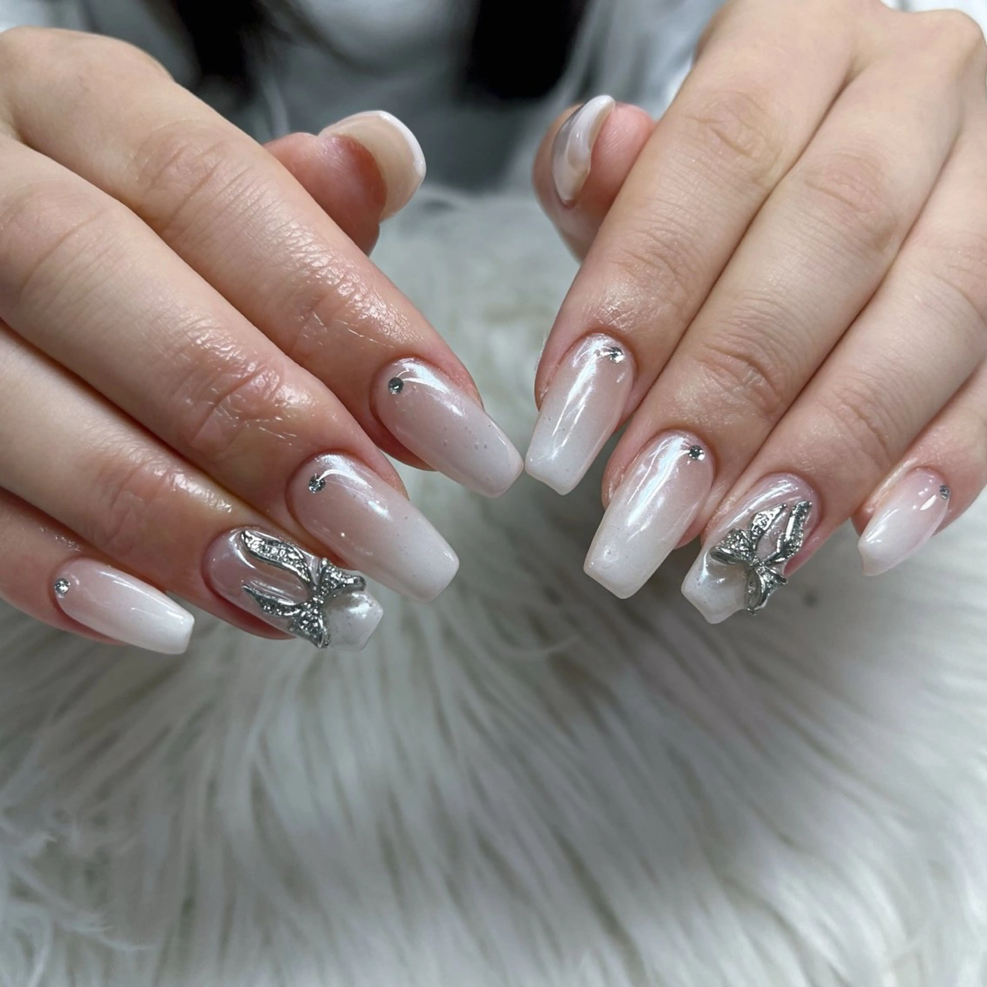 ネイル オーロラネイル WOLTOKYO渋谷 /kahoのネイルデザイン