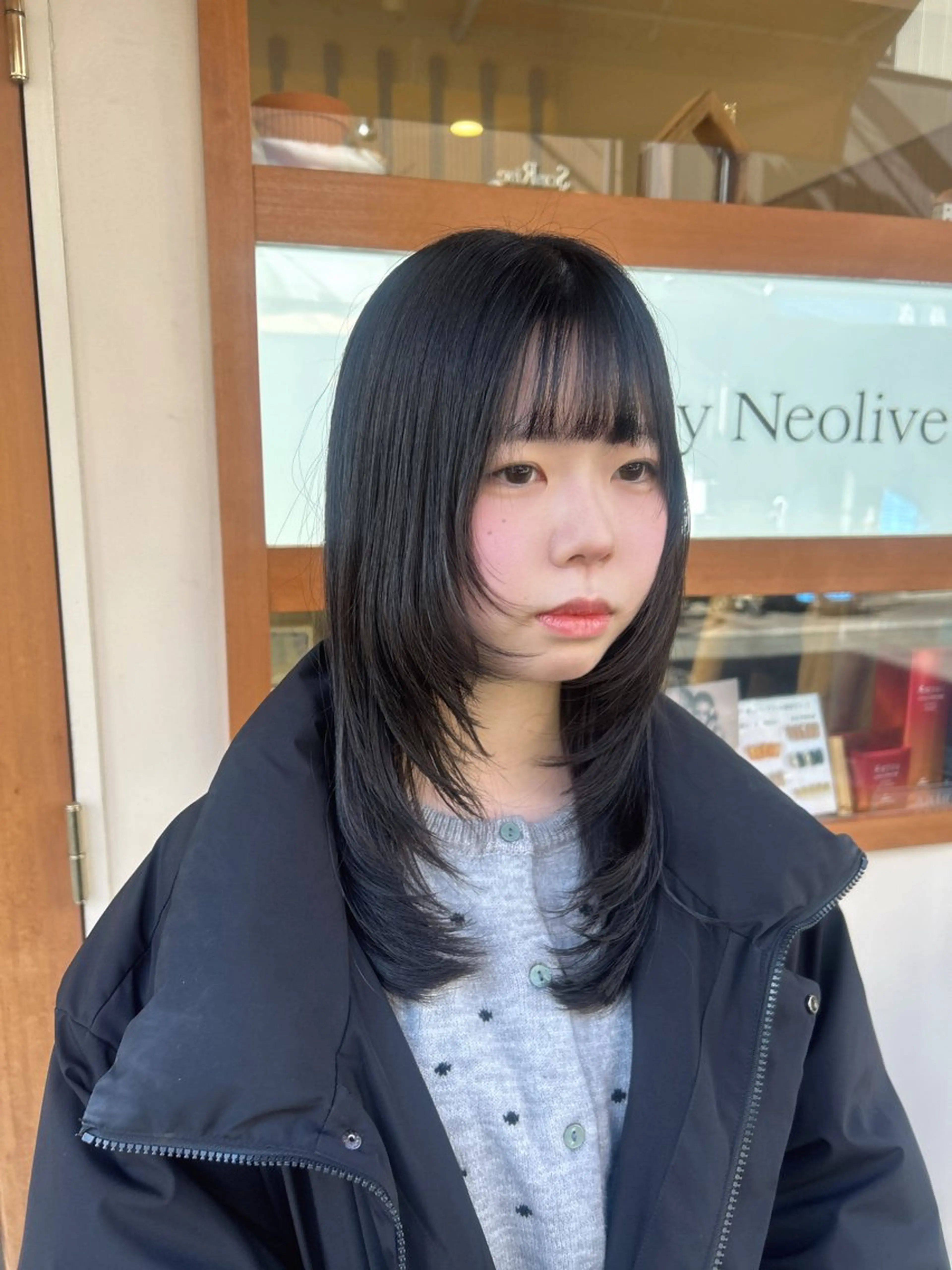 セミロング レイヤーカット カット 大川 夏実のヘアスタイル