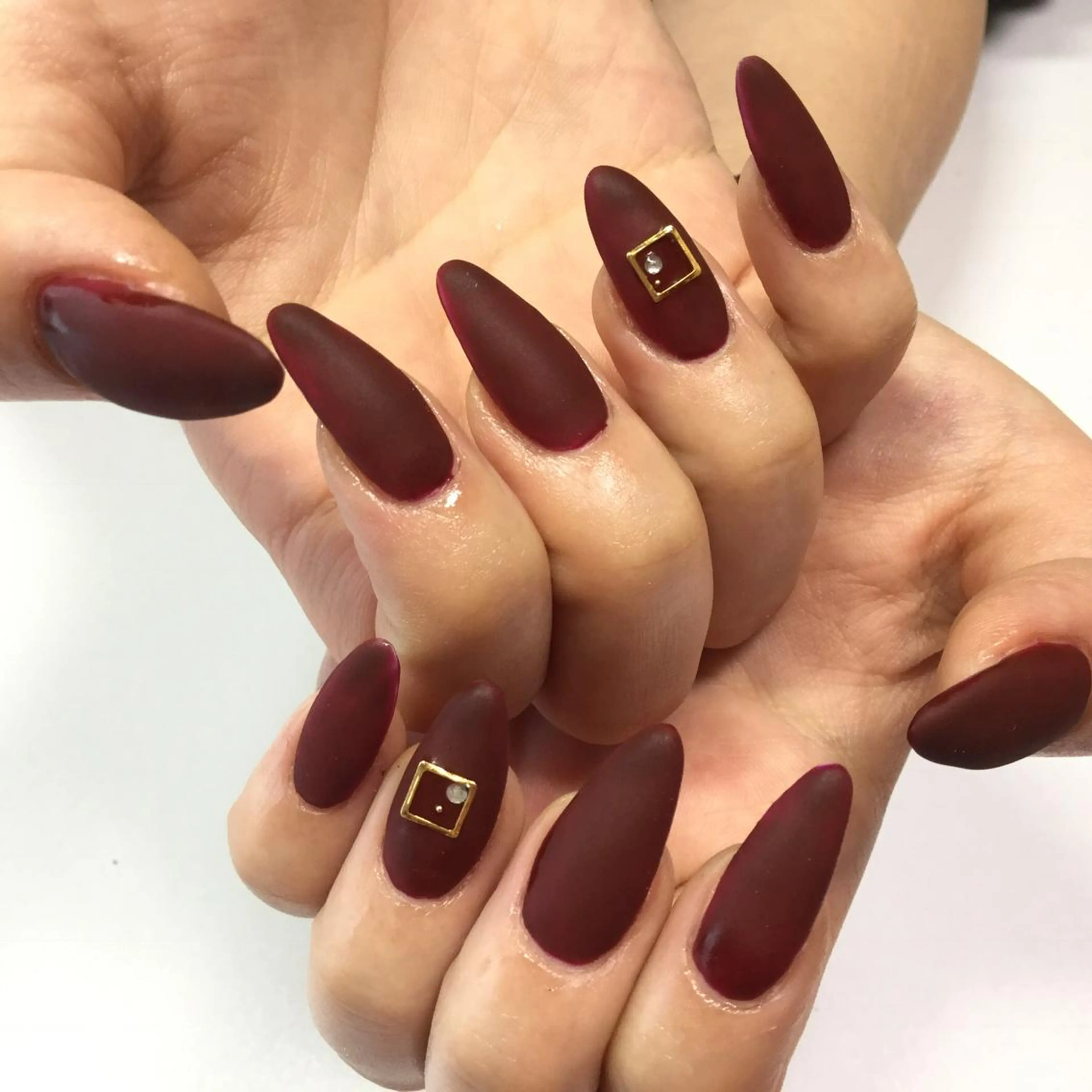 ロング ネイル Megumi Nailのネイルデザイン