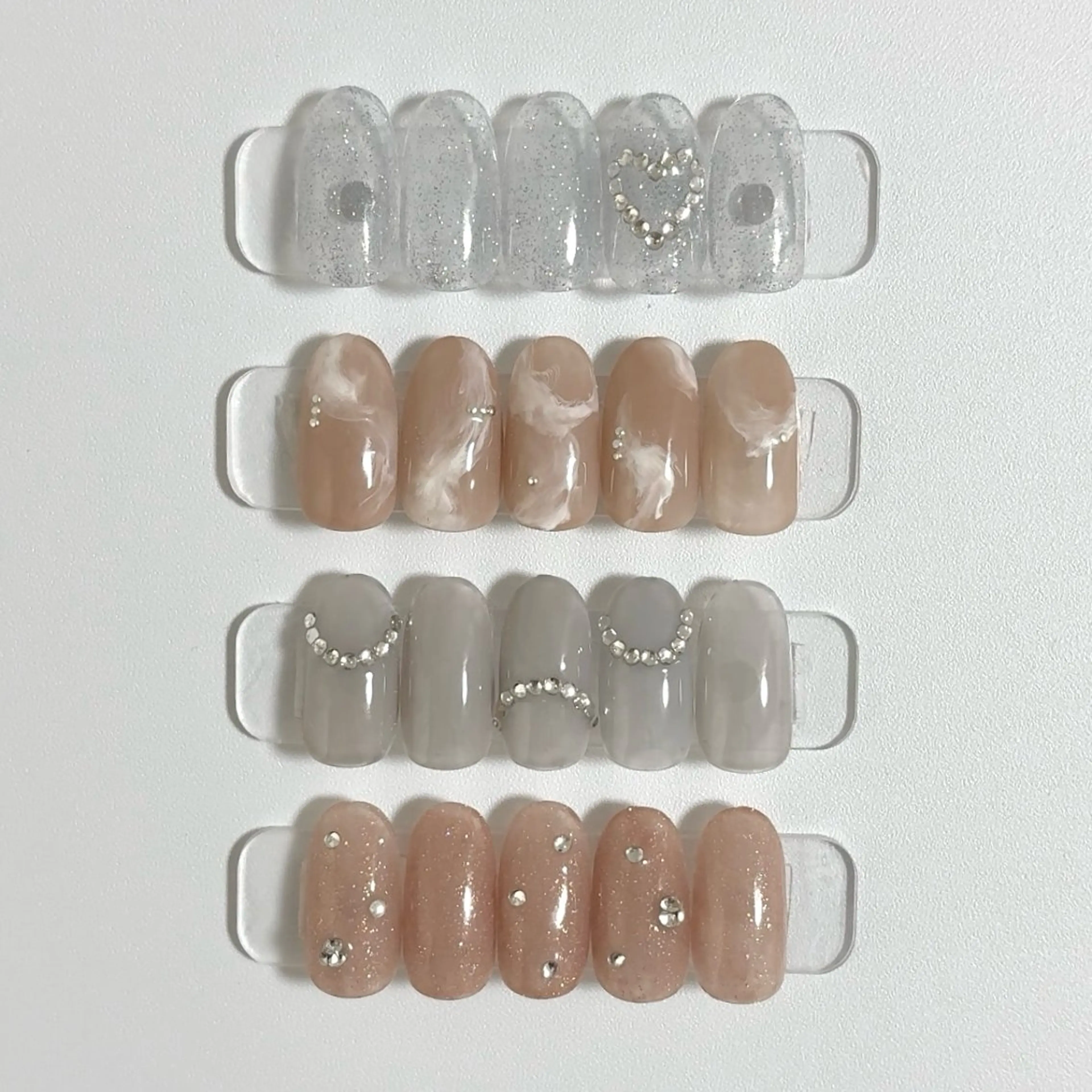 ネイル ハンドネイル Gemini Misakoのネイルデザイン