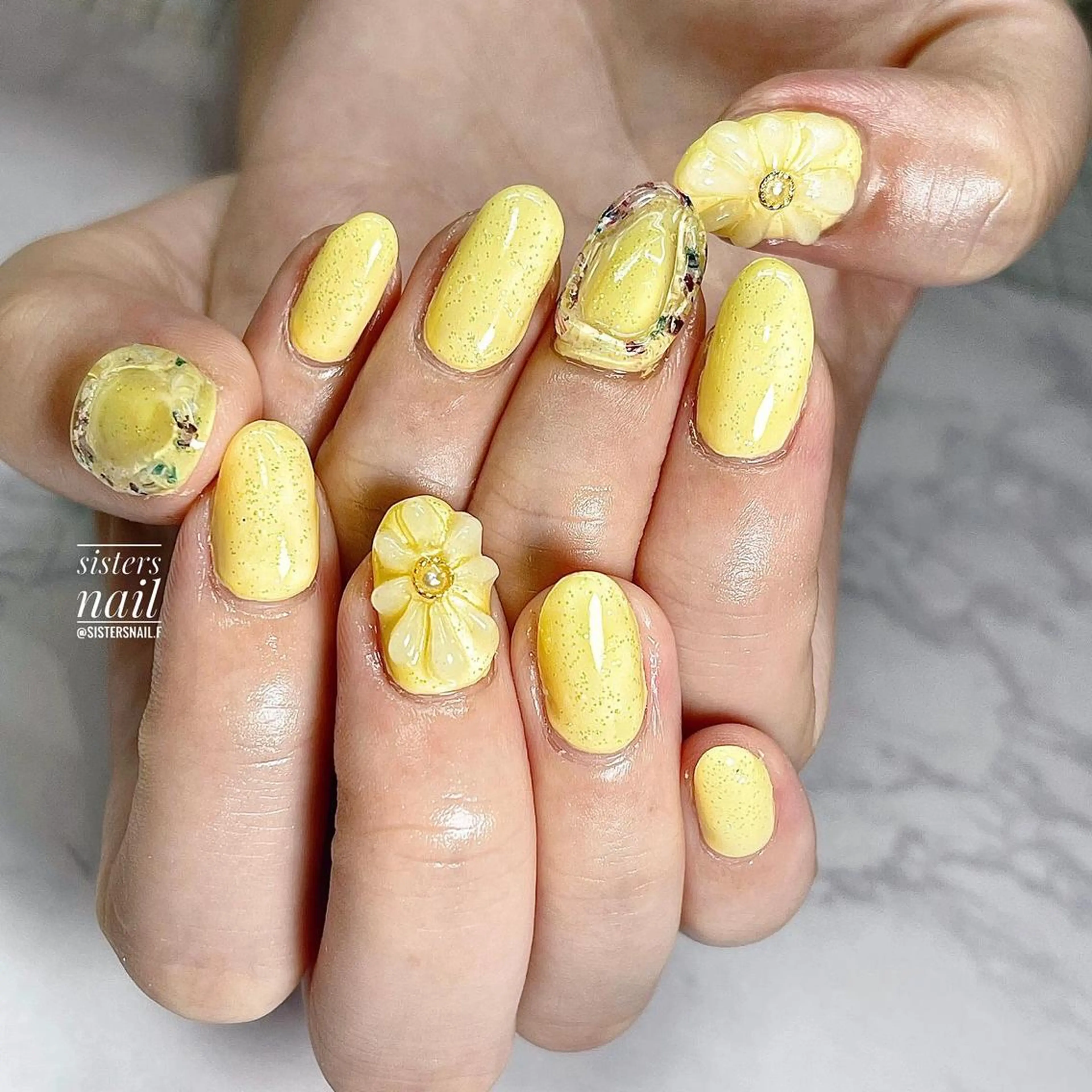 ネイル アートネイル フラワーネイル ニュアンスネイル ぷっくりネイル 夏ネイル sisters nail.fのネイルデザイン