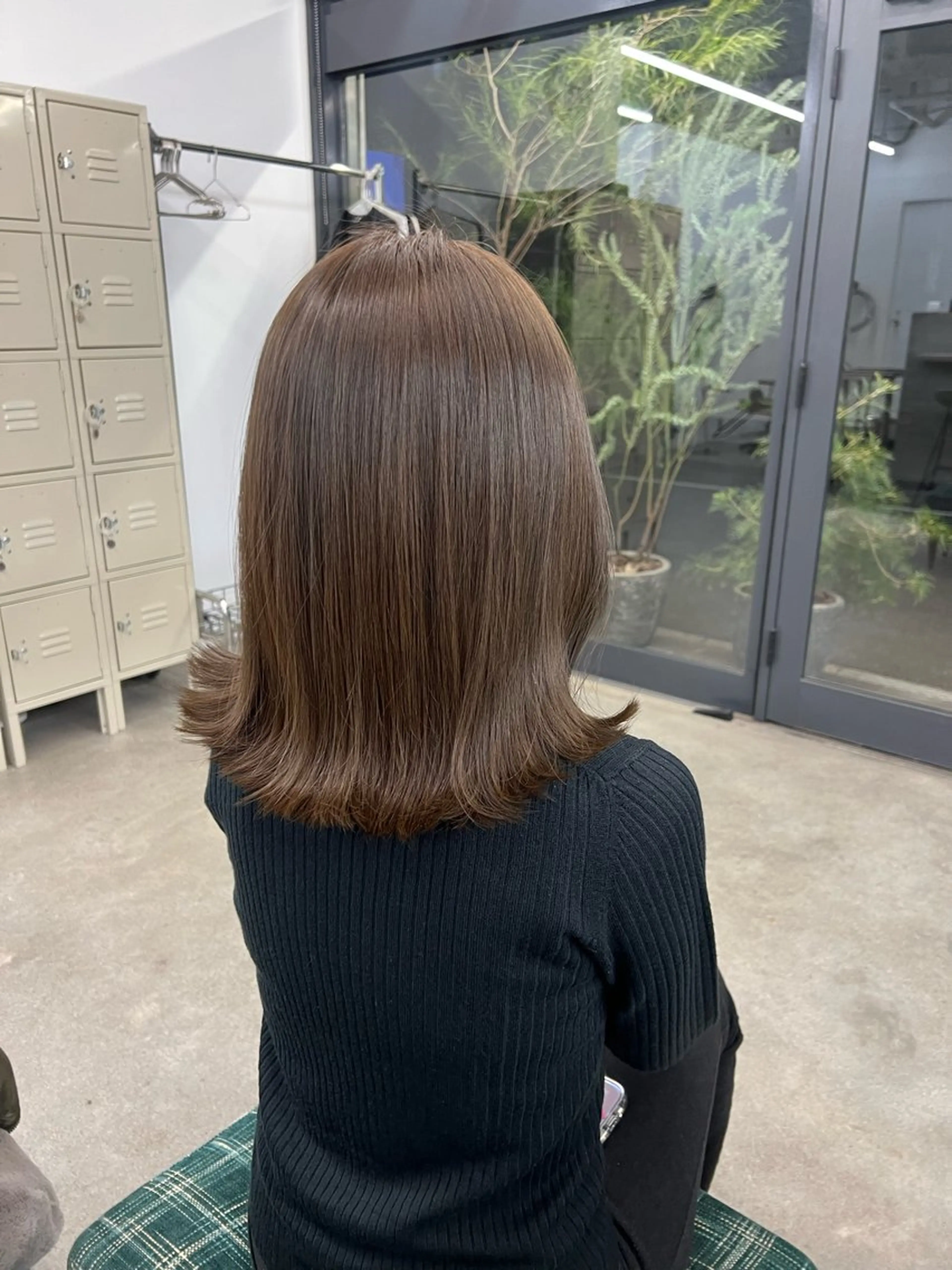 ミディアム カット ヘアカラー 縮毛矯正 パーマ×透明感カラー MIOのヘアスタイル