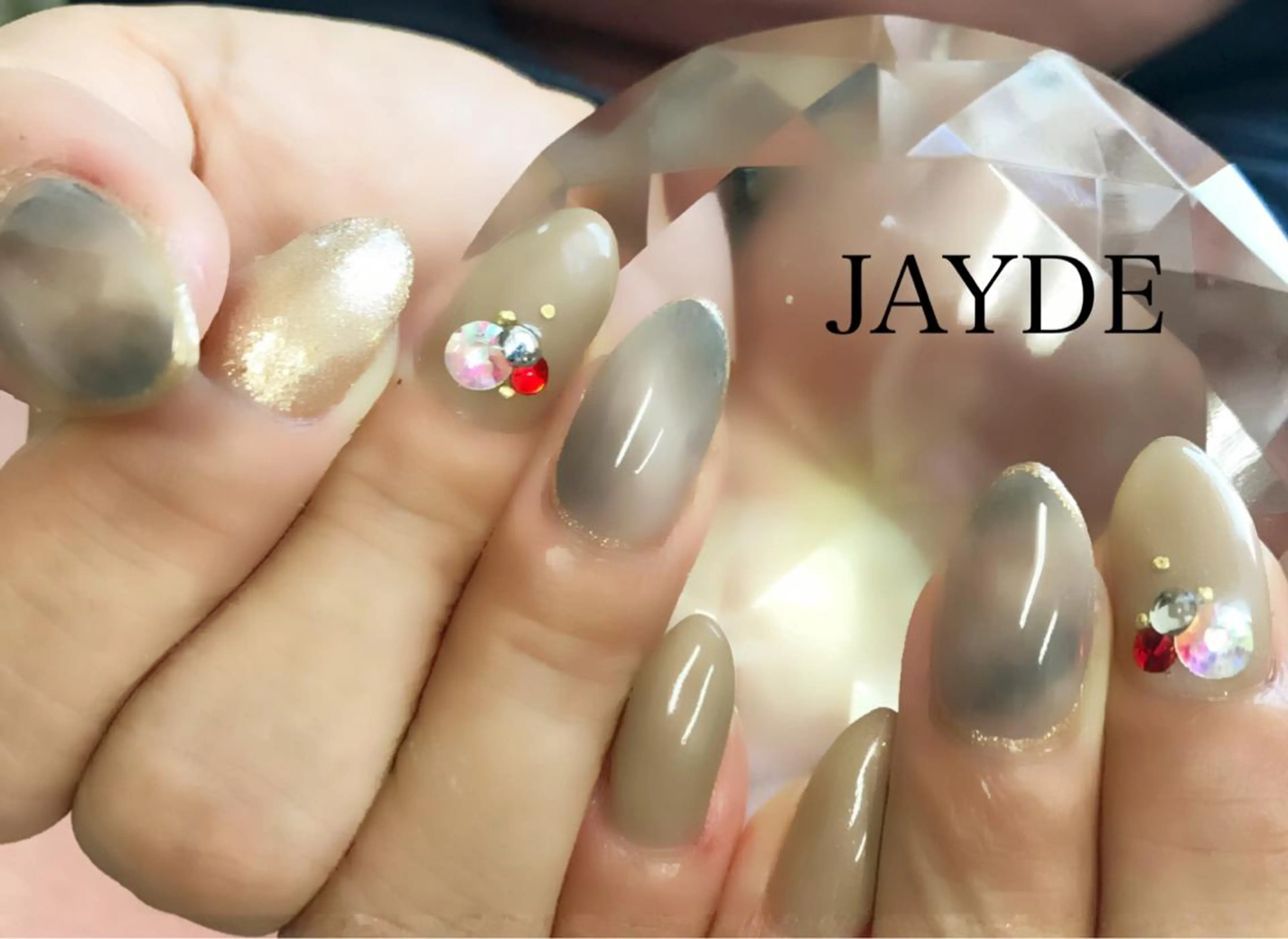 ネイル アートネイル ストーンネイル JAYDE ジェイドのマツエク・マツパデザイン